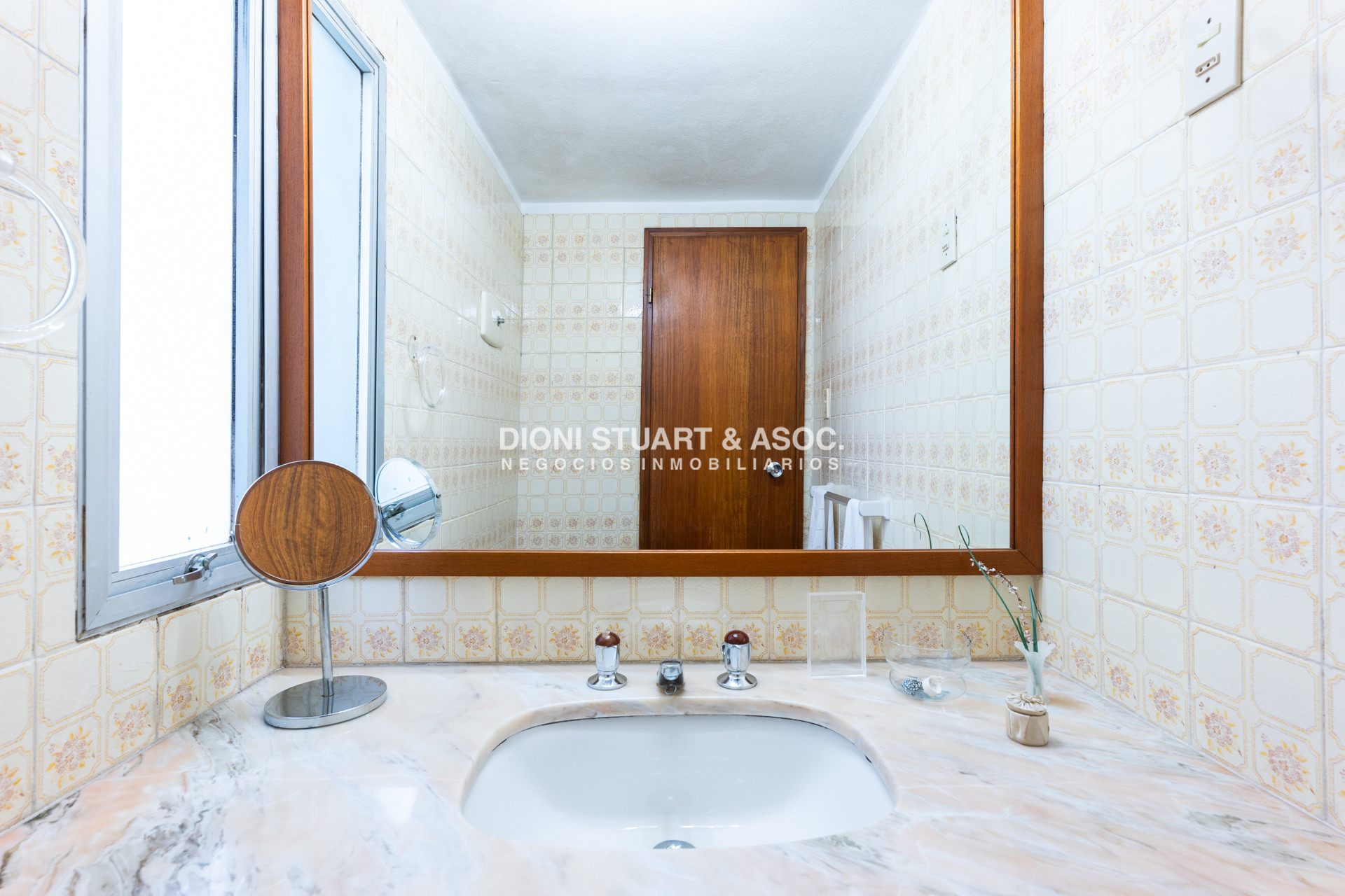 Apartamento ID.777 - Apartamento en Roosevelt Center en Venta - 3 Dormitorios 