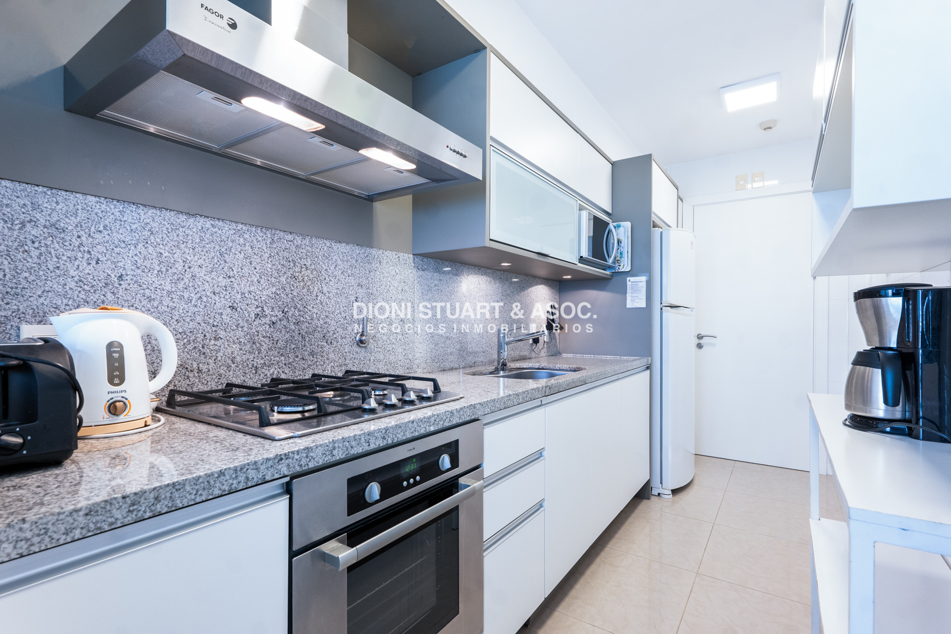Apartamento ID.1082 - ALQUILER TEMPORADA - ANUAL O INVERNAL - APARTAMENTO EN TORRE AQUARELA - 3 DORMITORIOS EN SUITE - PLAYA MANSA