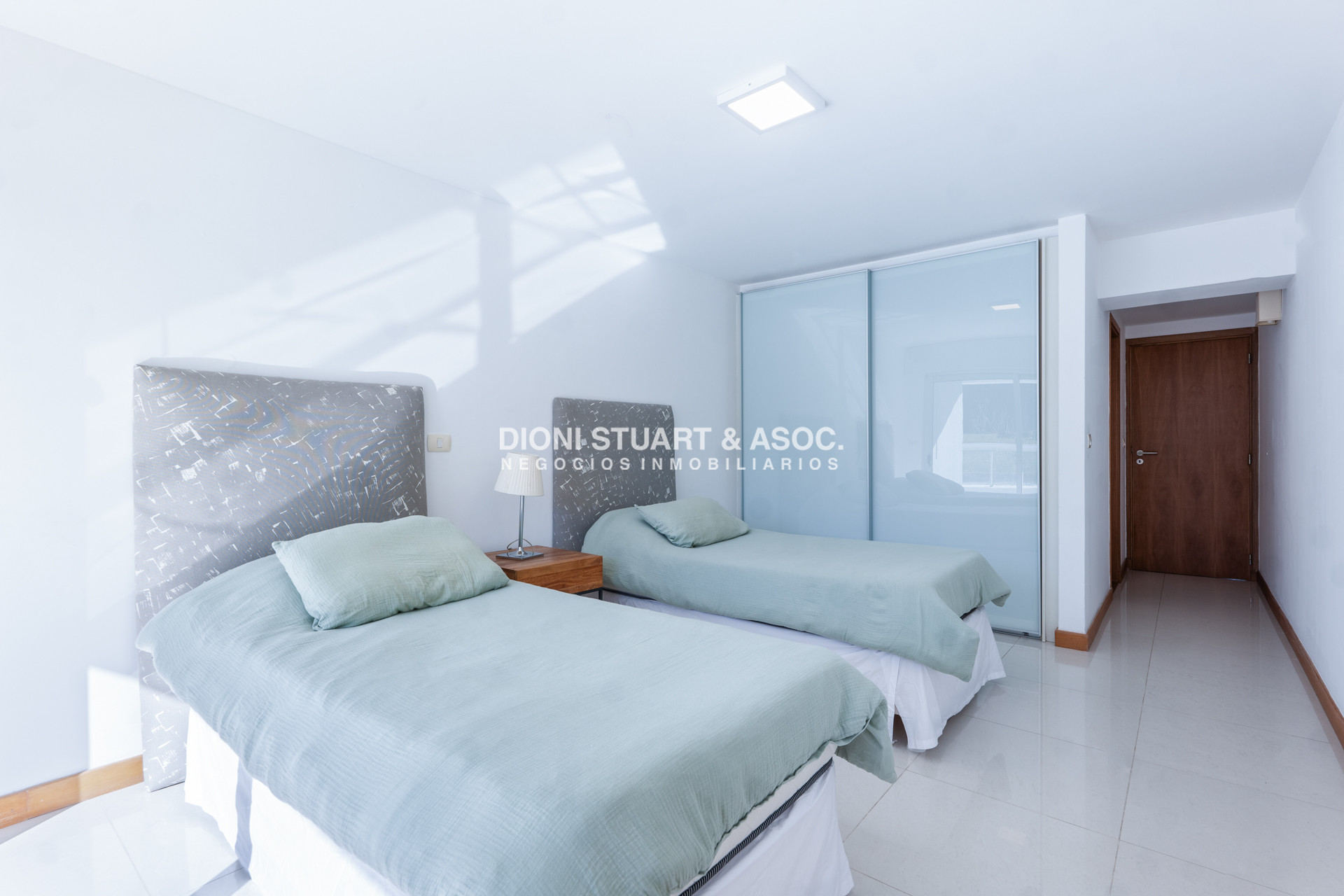 Apartamento ID.1072 - VENTA APARTAMENTO 3 DORMITORIOS EN SUITE + DEPENDENCIA - EDIFICIO INDIGO - PLAYA BRAVA - PUNTA DEL ESTE