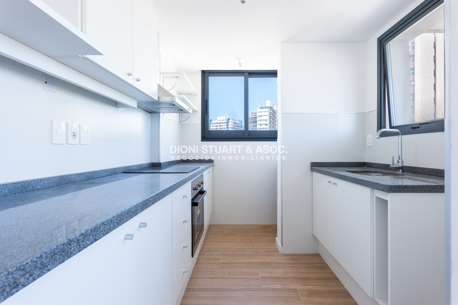 Apartamento ID.868 - APARTAMENTO A ESTRENAR EN PLAYA BRAVA PUNTA DEL ESTE - 2 DORMITORIOS - EDIF. SIGLO SOL II - BAJAS EXPENSAS