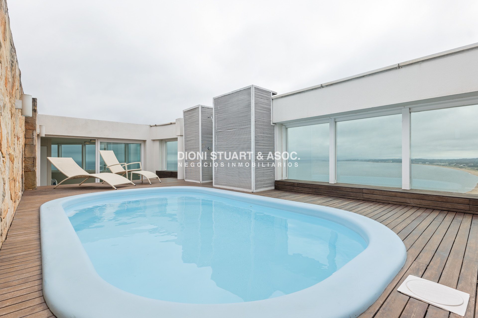 Apartamento ID.223 - TORRE AQUARELA - PENT HOUSE TRIPLEX - ESQUINA PUNTA BALLENA