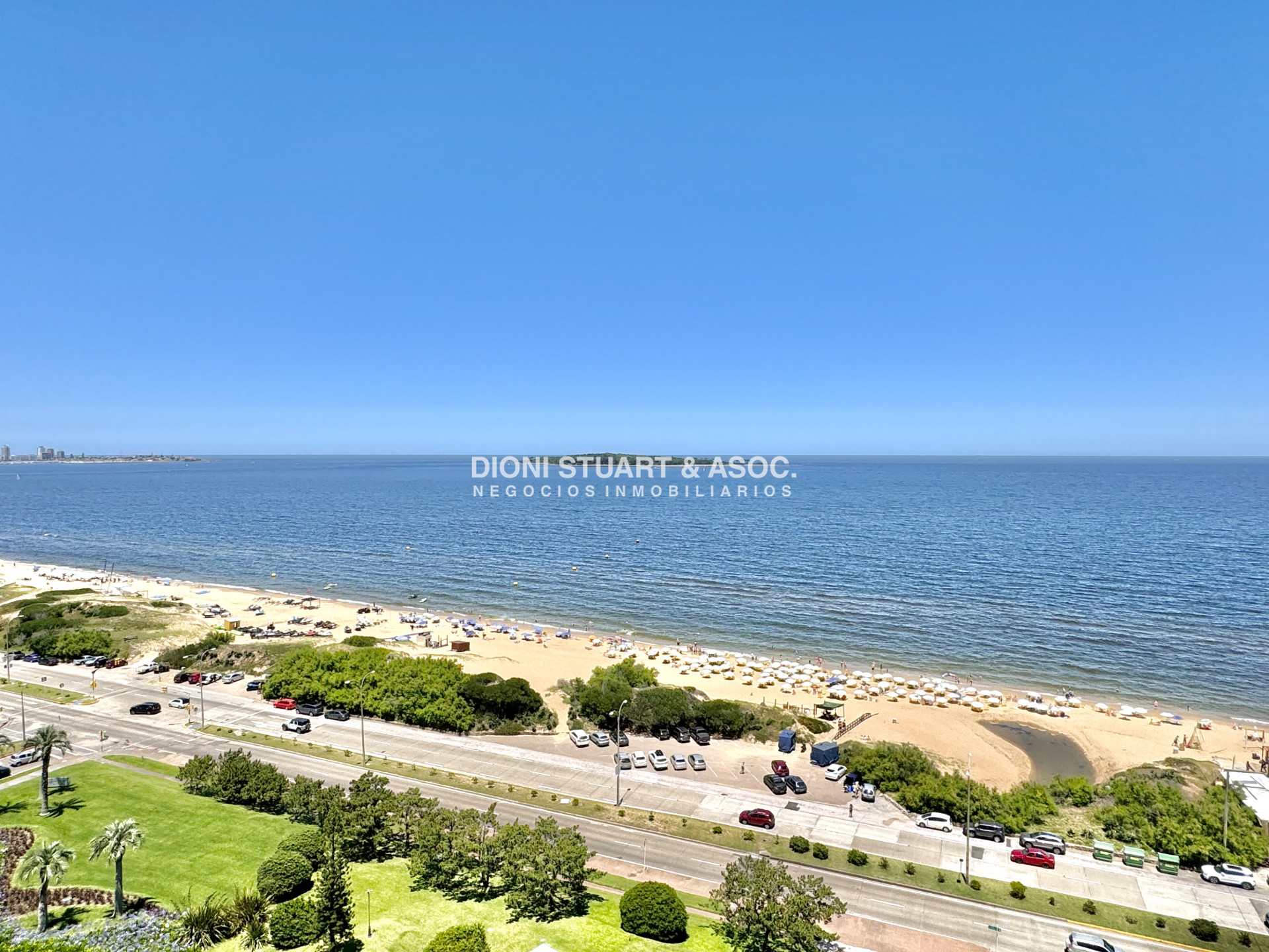 Apartamento ID.43 - APARTAMENTO DE 2 DORMITORIOS EN ALQUILER DE TEMPORADA FRENTE AL MAR  TORRE WASHINGTON COMPLEJO LINCOLN CENTER