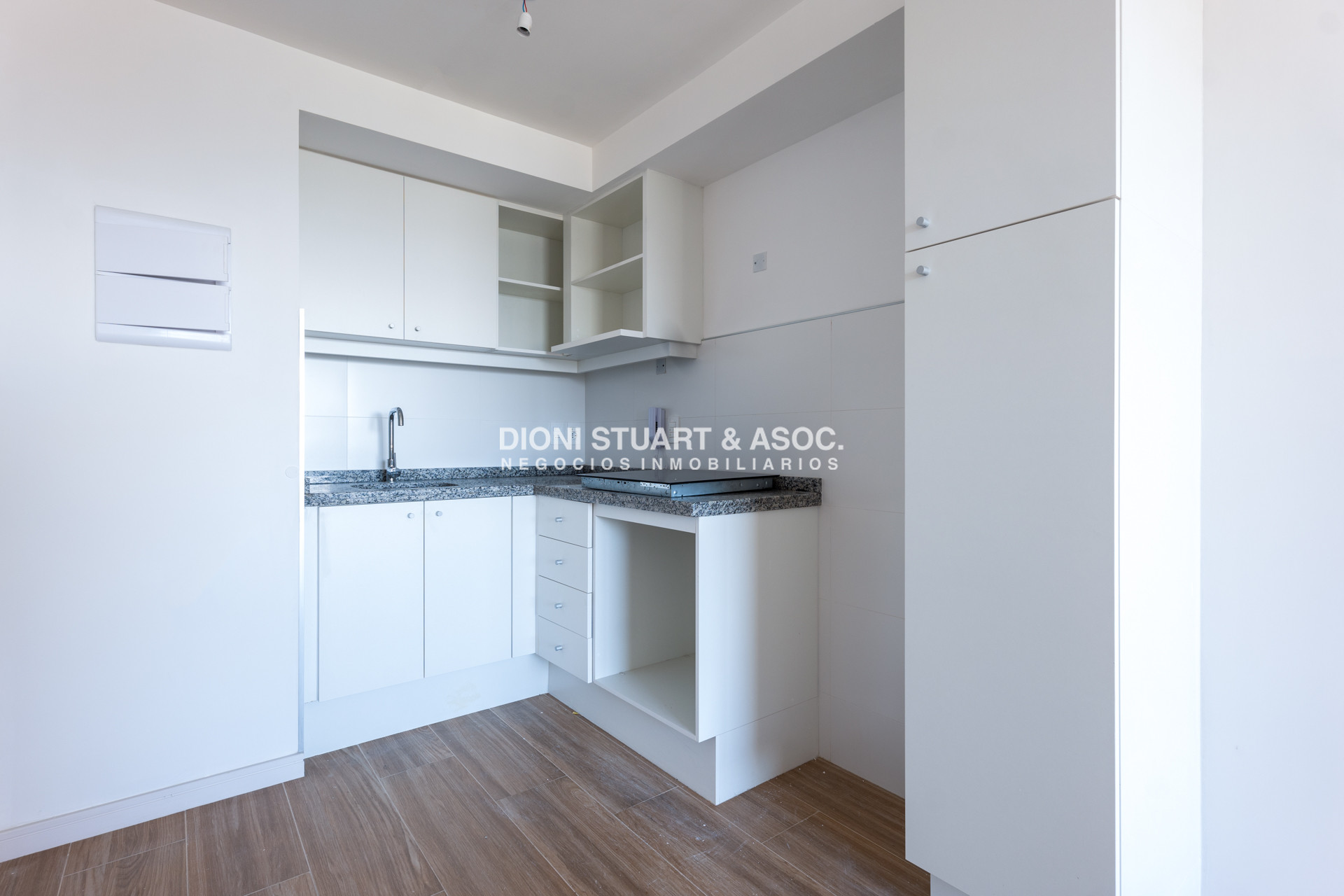 Apartamento ID.870 - APARTAMENTO A ESTRENAR EN PLAYA BRAVA PUNTA DEL ESTE - 2 DORMITORIOS - EDIF. SIGLO SOL II - BAJAS EXPENSAS