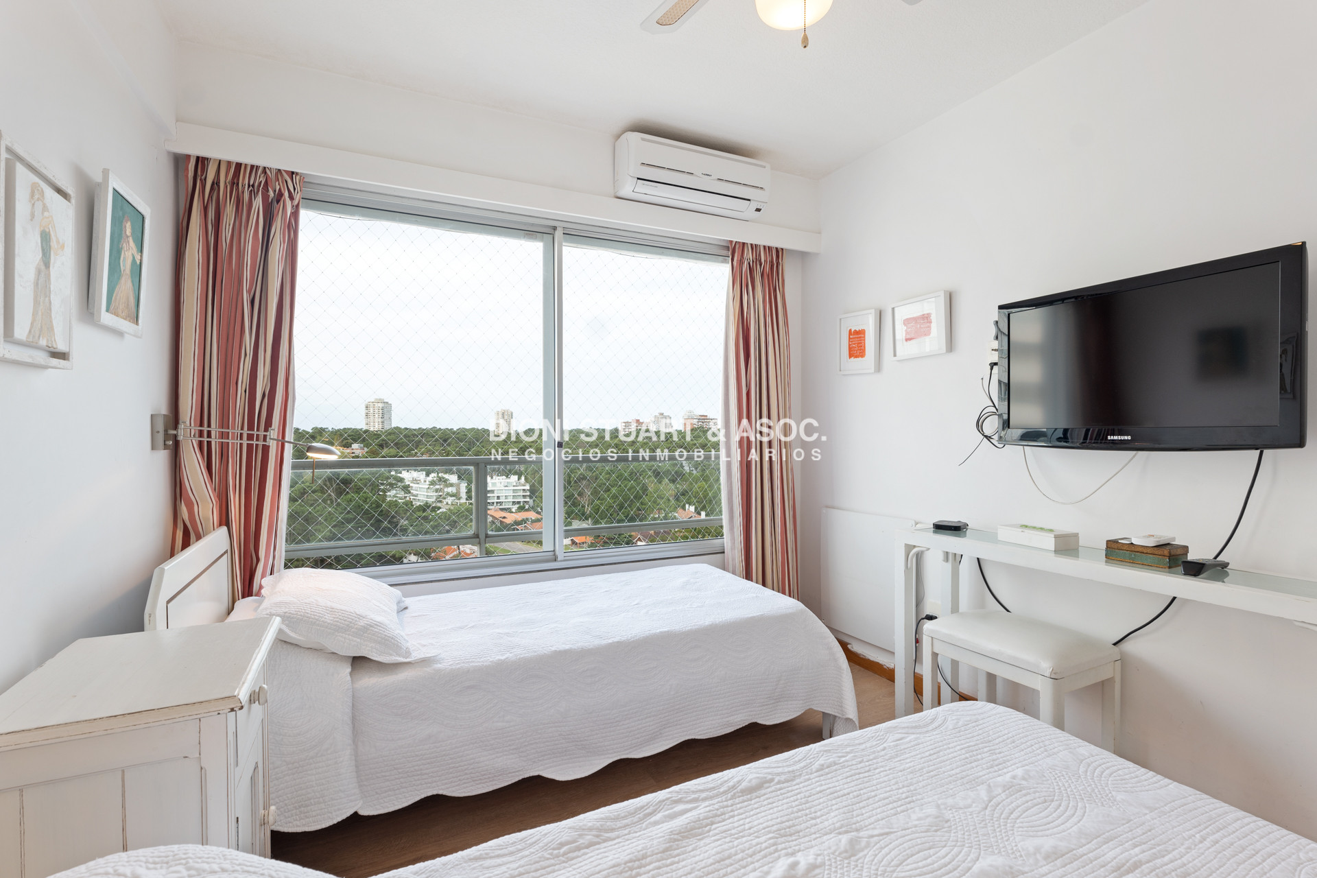 Apartamento ID.395 - Alquiler Por Invierno - 2 Dorm + Dependencia - Complejo Lincoln Center - Todos los Amenities