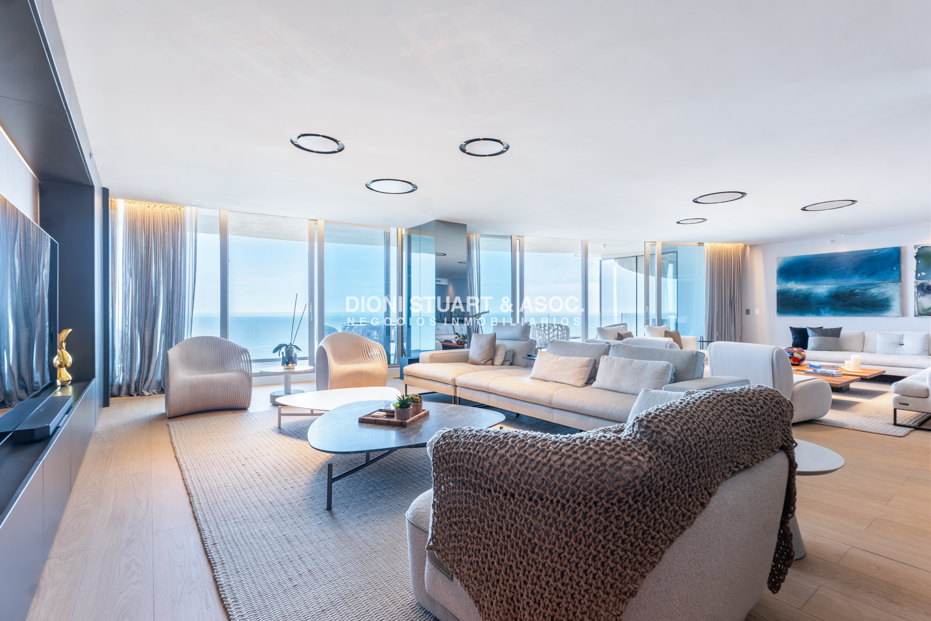 Apartamento ID.1121 - TRUMP UNIFICADO - 4 SUITES + DEPENDENCIA