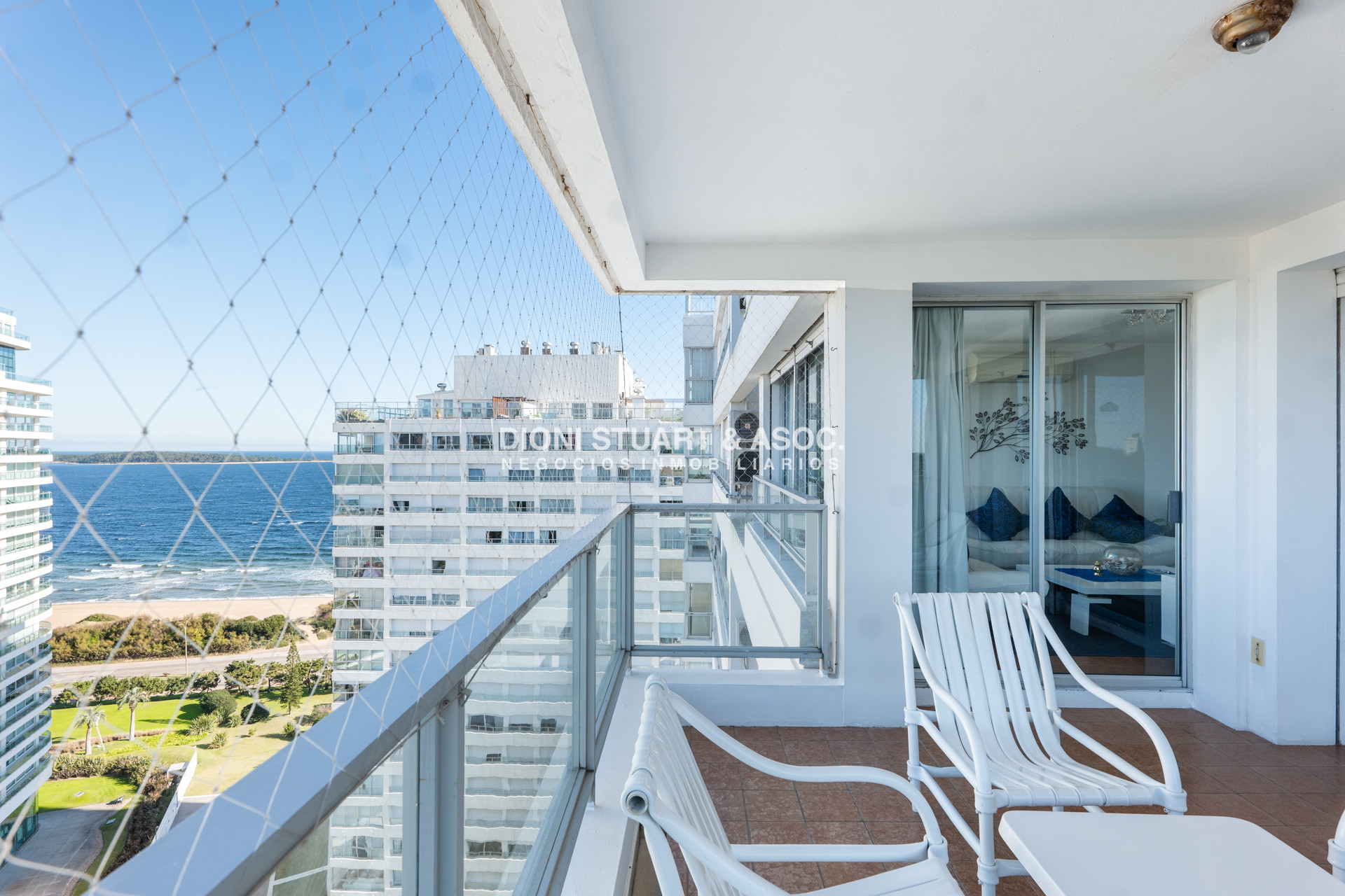 Apartamento ID.27 - ALQUILER DE TEMPORADA FRENTE AL MAR 3 DORMITORIOS COMPLEJO LINCOLN CENTER TORRE JEFFERSON PLAYA MANSA