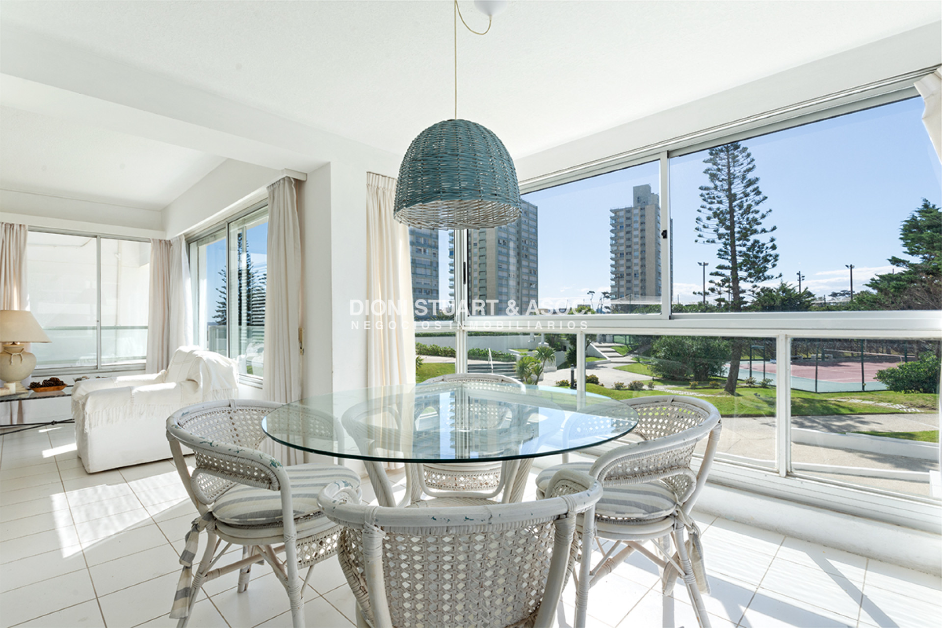 Apartamento ID.533 - Torre Jefferson - 2 Dormitorios y Dependencia - Complejo Lincoln Center