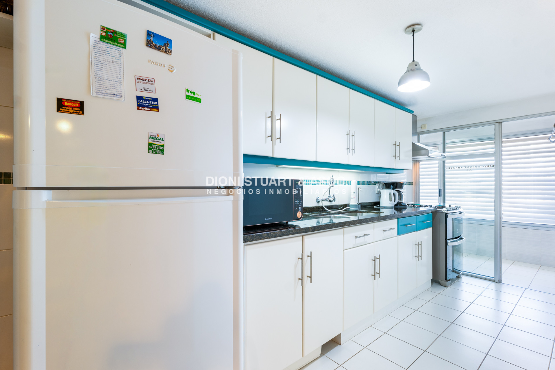 Apartamento ID.741 - DEPARTAMENTO EN PLAYA MANSA - 3 DORMITORIOS Y DEPENDENCIA - RECICLADO - TORRE JEFFERSON - COMPLEJO LINCOLN CENTER