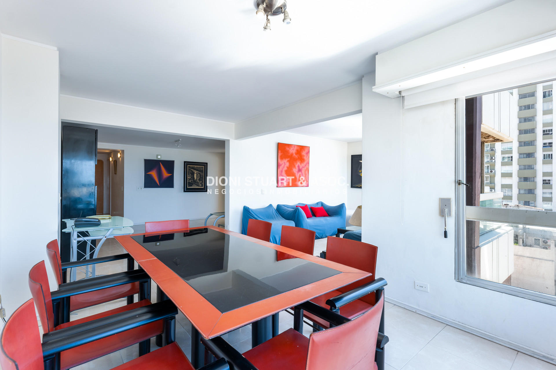 Apartamento ID.921 - DEPARTAMENTO EN ALQUILER ANUAL O DE TEMPORADA - 4 DORMITORIOS Y DEPENDENCIA - CON PARRILLERO - EDIFICIO EL TORREON - PLAYA MANSA