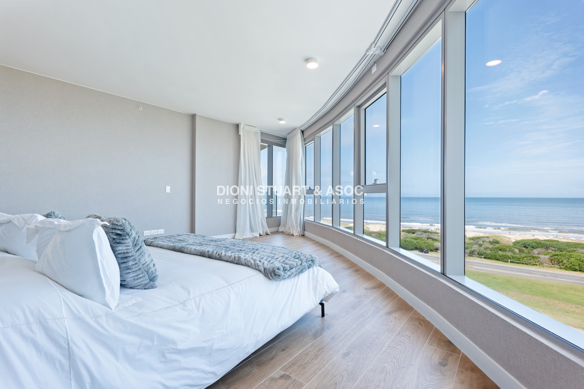 Apartamento ID.629 - DEPARTAMENTO EN TRUMP TOWER ESQUINERO - 3 DORMITORIOS EN SUITE
