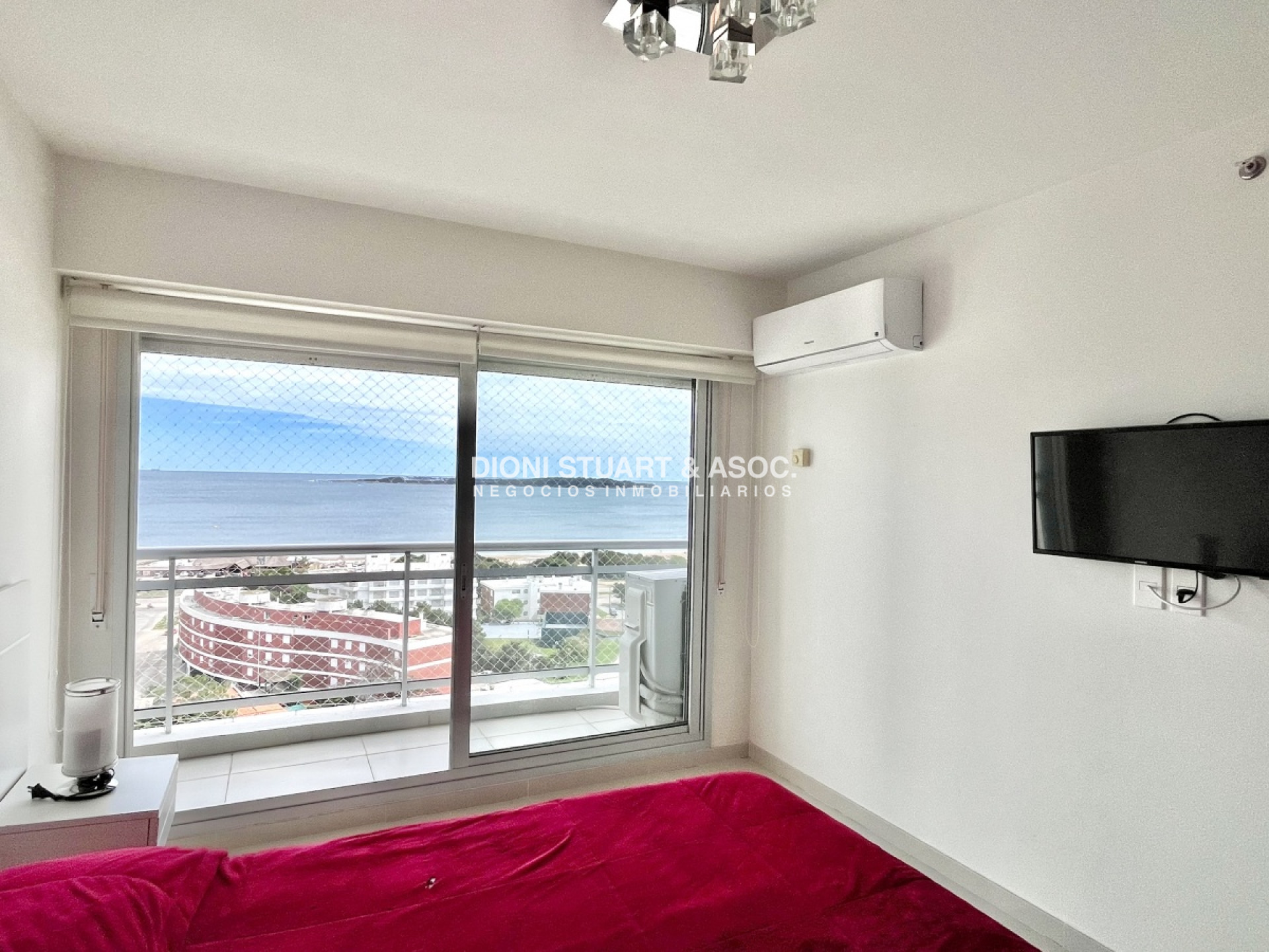 Apartamento ID.417 - DEPARTAMENTO EN PLAYA MANSA EN VENTA - SUNRISE - 3 DORM EN SUITE + DEP.