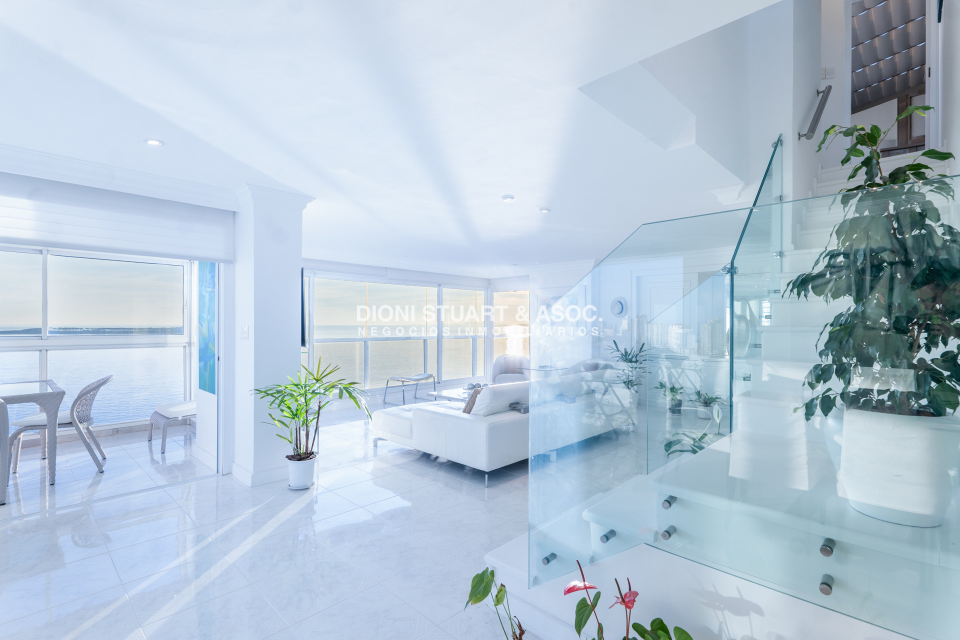 Apartamento ID.1055 - VENTA APARTAMENTO 6 DORMITORIOS - TEQUENDAMA I - PENT HOUSE DUPLEX - PLAYA MANSA 