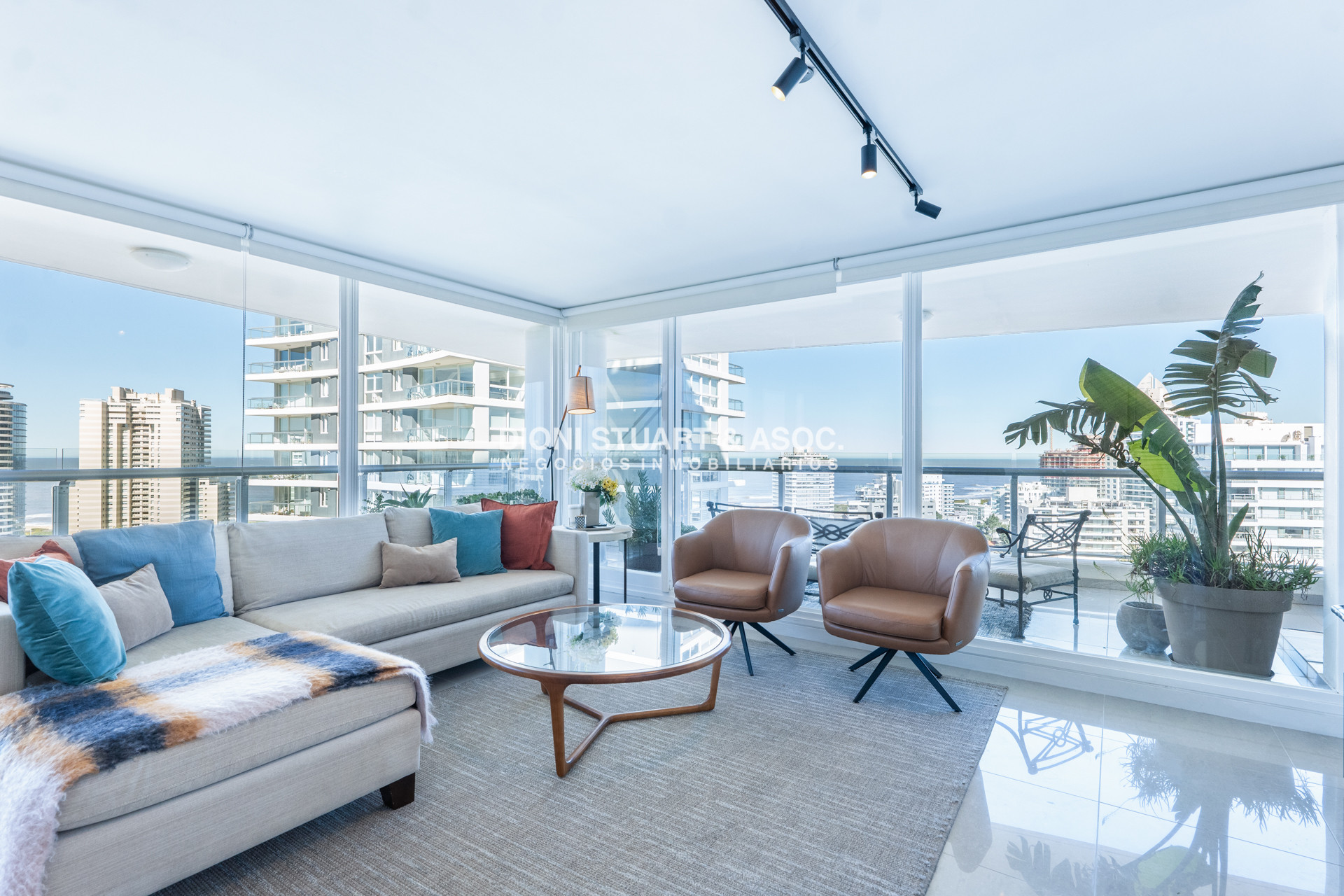Apartamento ID.1067 - VENTA APARTAMENTO 4 DORMITORIOS PLAYA BRAVA - EDIFICIO ONE I