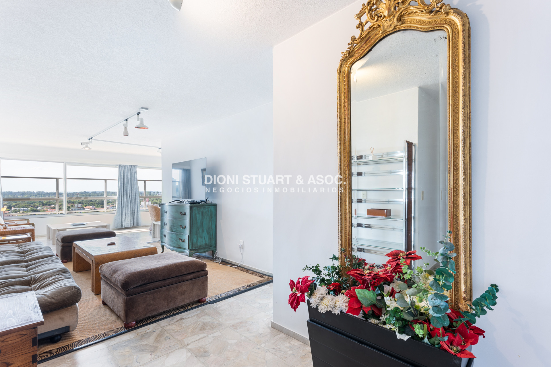Apartamento ID.479 - ALQUILER ANUAL PENT HOUSE DUPLEX CON PARRILLERO 4 DORMITORIOS TORRE WASHINGTON - COMPLEJO LINCOLN CENTER