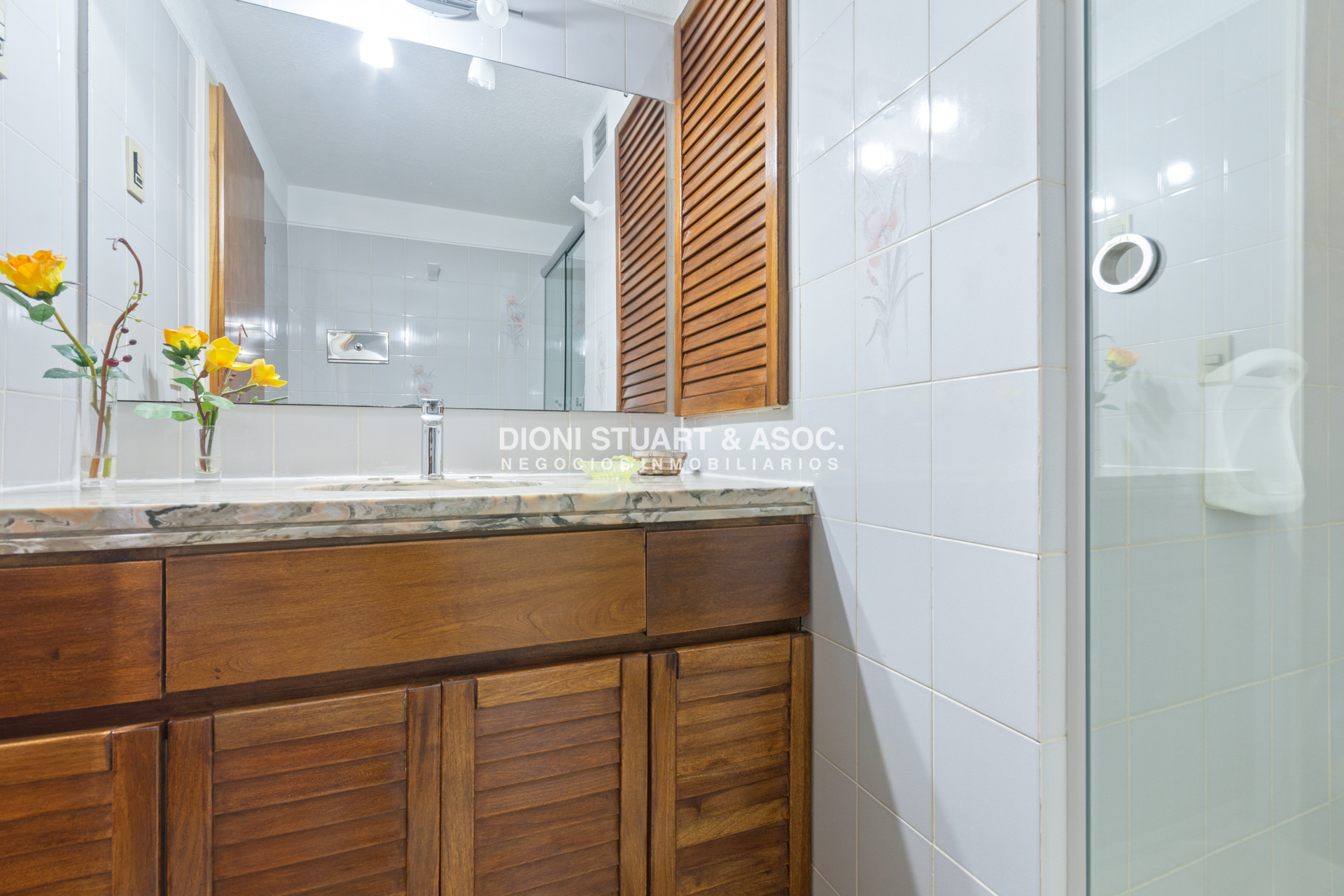 Apartamento ID.579 - Parquemar Roosevelt - Piso alto - 2 Dorm 