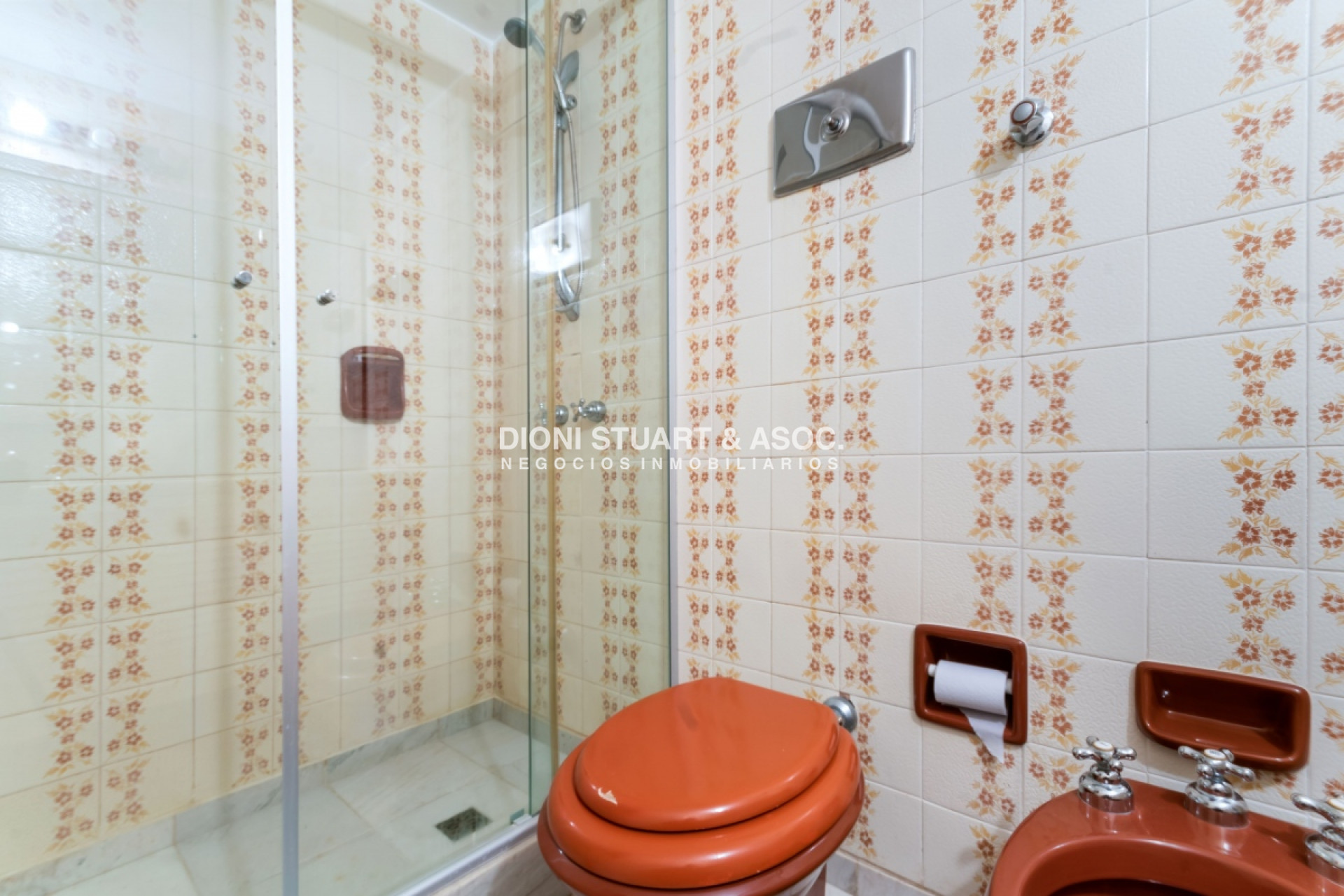 Apartamento ID.501 - APARTAMENTO EN VENTA FRENTE AL MAR 3 DORMITORIOS + DEPENDENCIA COMPLEJO LINCOLN CENTER TORRE JEFFERSON PLAYA MANSA