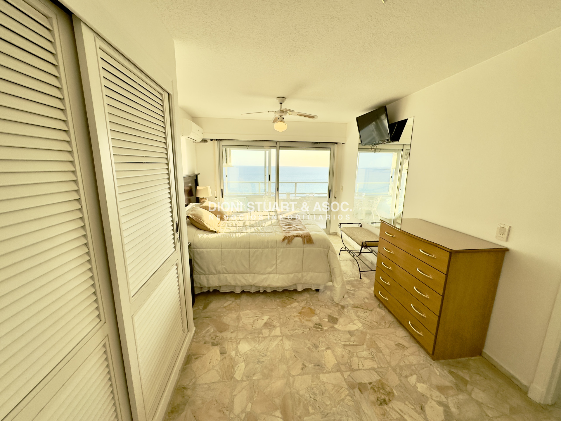 Apartamento ID.1105 - APARTAMENTO EN ALQUILER DE VERANO 2 DORMITORIO Y MEDIO FRENTE AL MAR TODOS LOS AMENITIES TORRE WASHINGTON COMPLEJO LINCOLN CENTER