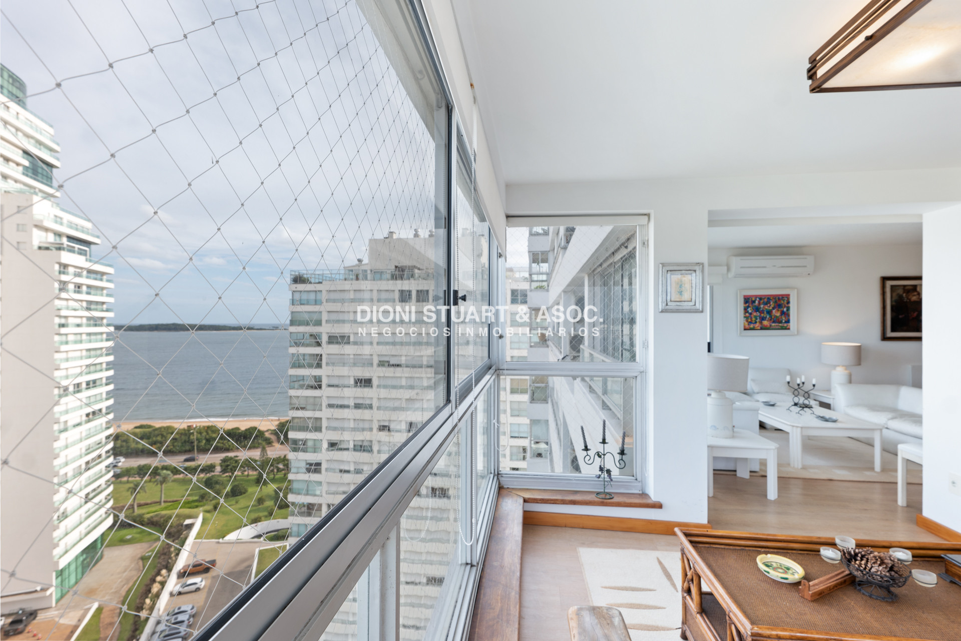 Apartamento ID.395 - Alquiler Por Invierno - 2 Dorm + Dependencia - Complejo Lincoln Center - Todos los Amenities