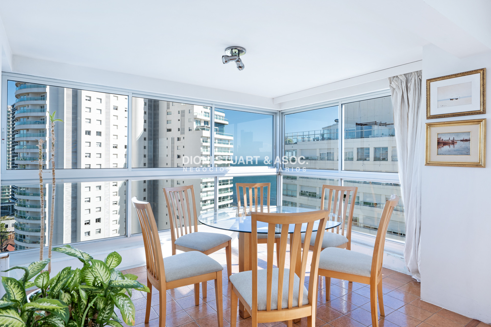 Apartamento ID.149 - Apartamento en Venta - Torre Jefferson - 3 Dormitorios + Dep. - Complejo Lincoln Center - Playa Mansa