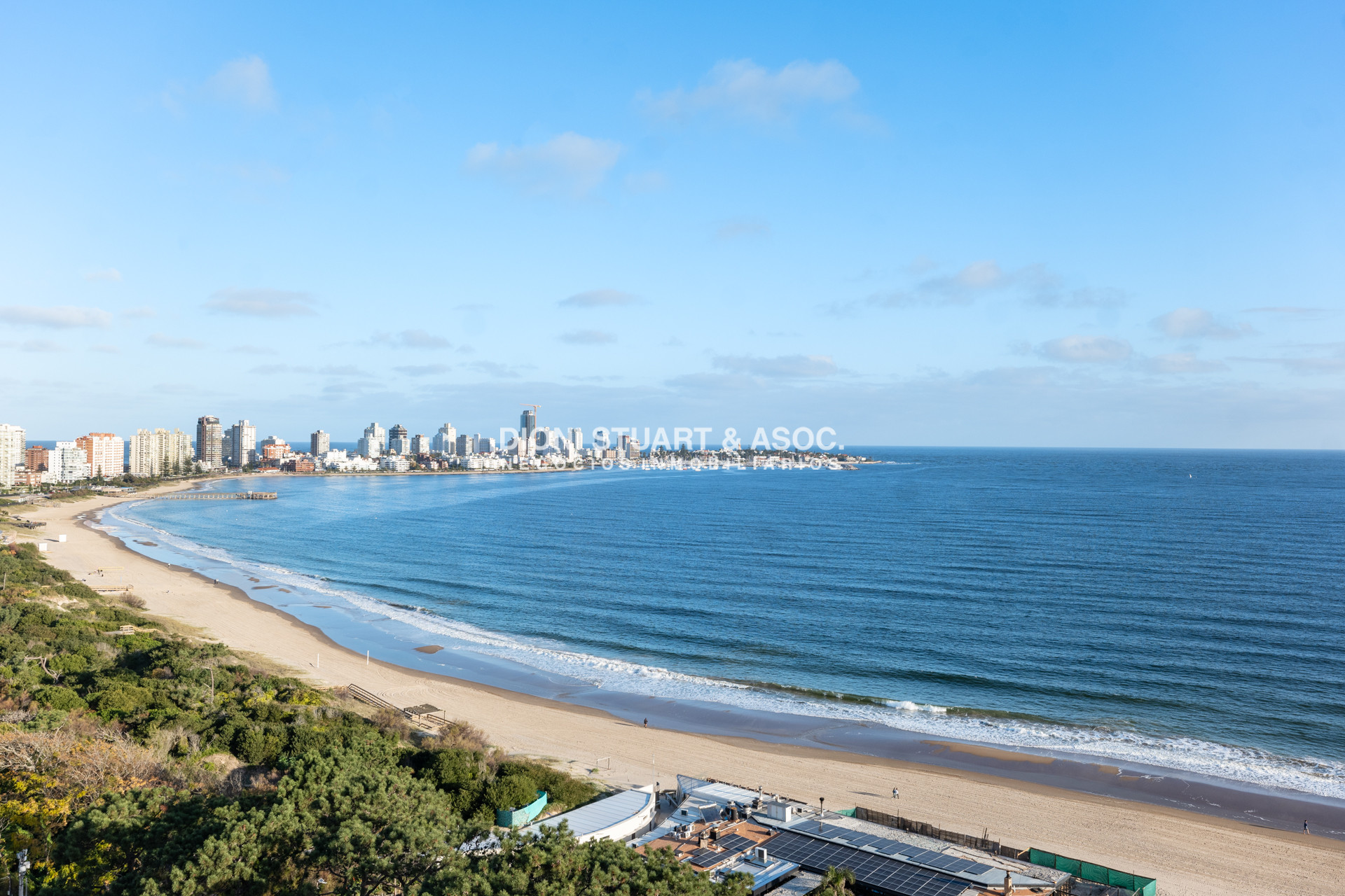 Apartamento ID.978 - APARTAMENTO EN VENTA EN EDIFICIO IMARANGATU - 3 DORM + DEP. CON PARRILLERO