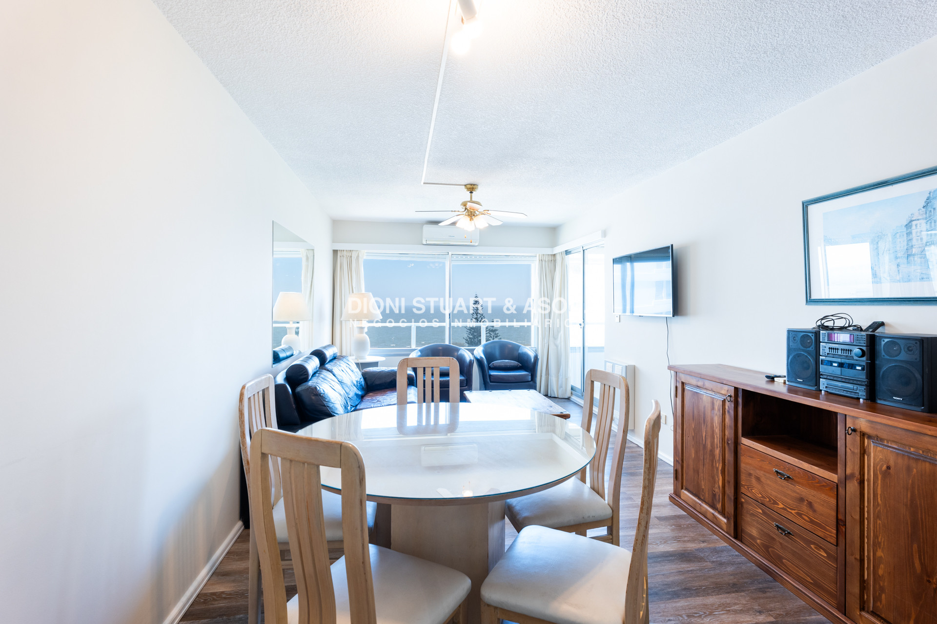 Apartamento ID.746 - Apartamento en Venta - Playa Mansa - 1 Dormitorio y Medio - Complejo Lincoln Center