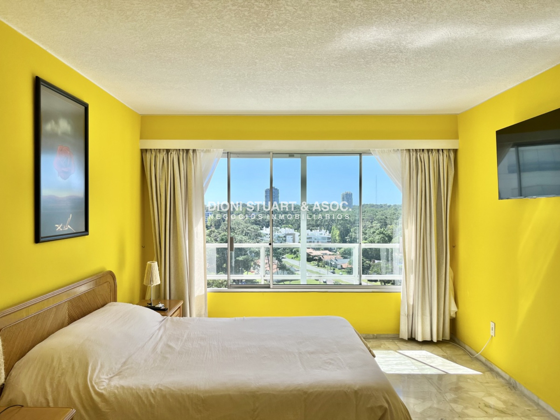Apartamento ID.121 - OPORTUNIDAD EN VENTA - FRENTE AL MAR -  2 DORM Y MEDIO - COMPLEJO LINCOLN CENTER - TORRE WASHINGTON