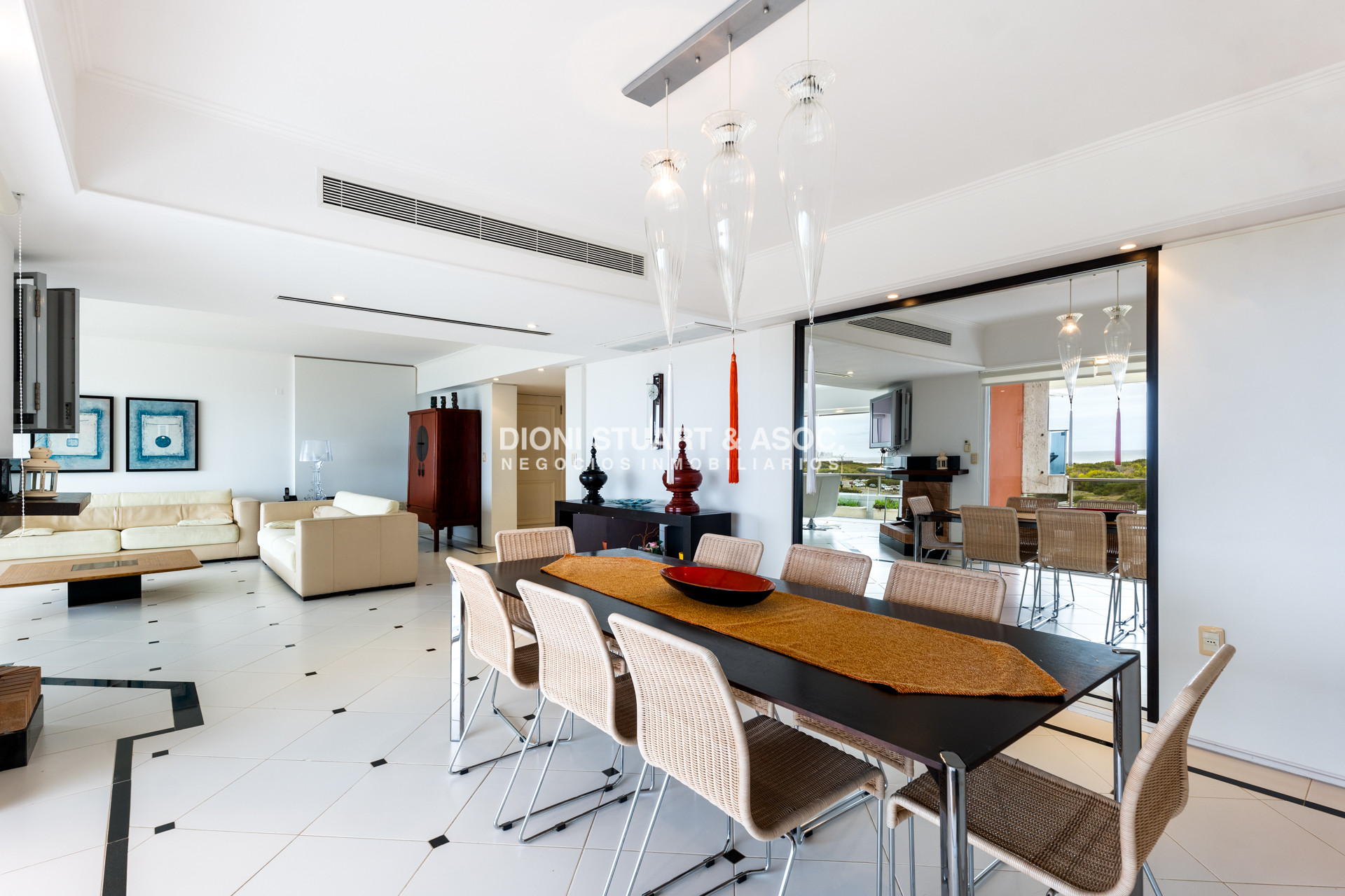 Apartamento ID.760 - DEPARTAMENTO EN VENTA EN PLAYA BRAVA PRIMER LINEA 4 DORMITORIOS EN SUITE - EDIF. AGUAS AZULES