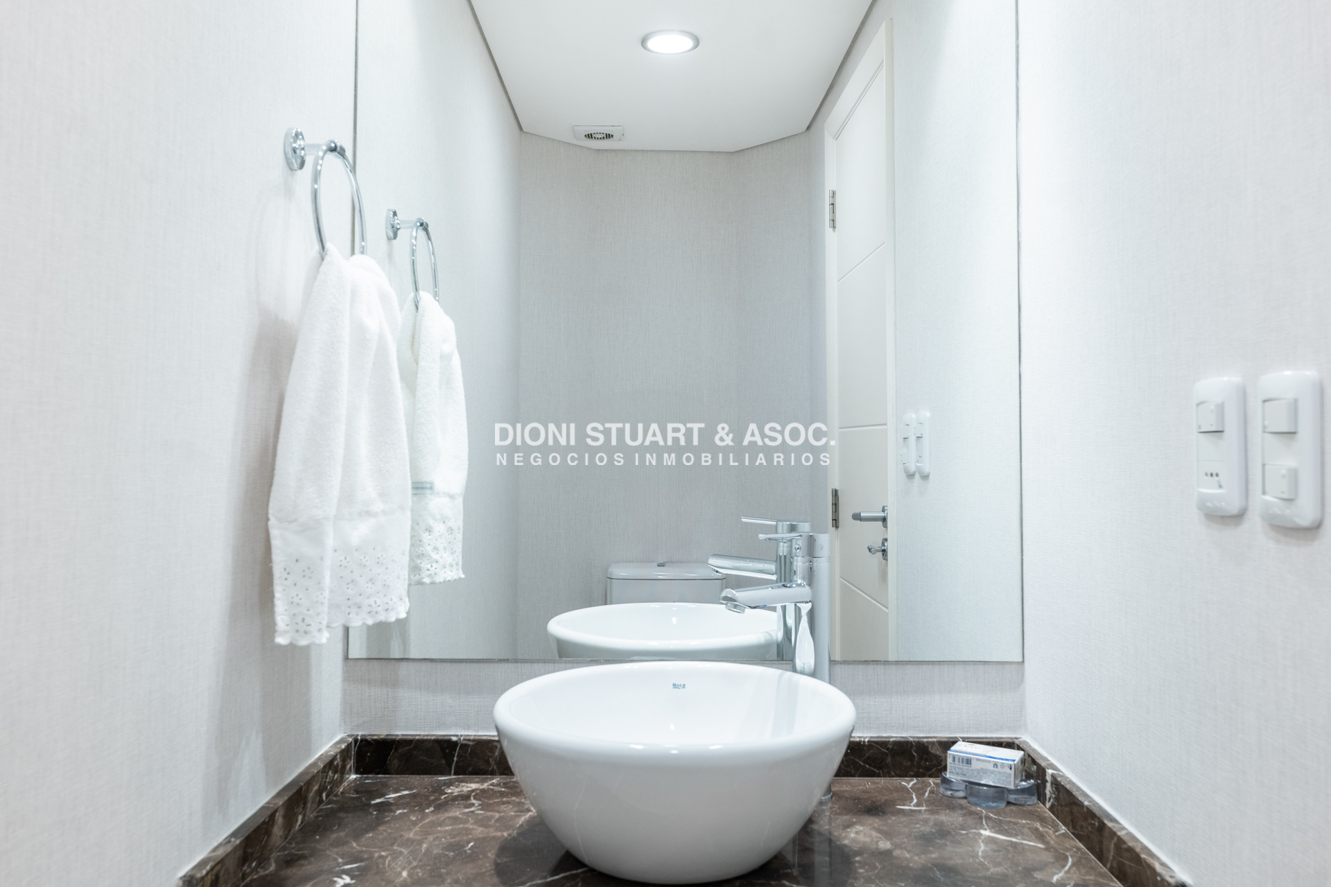 Apartamento ID.739 - DEPARTAMENTO EN VENTA EN CASINO TOWER - 2 DORM EN SUITE - TODOS LOS AMENITIES