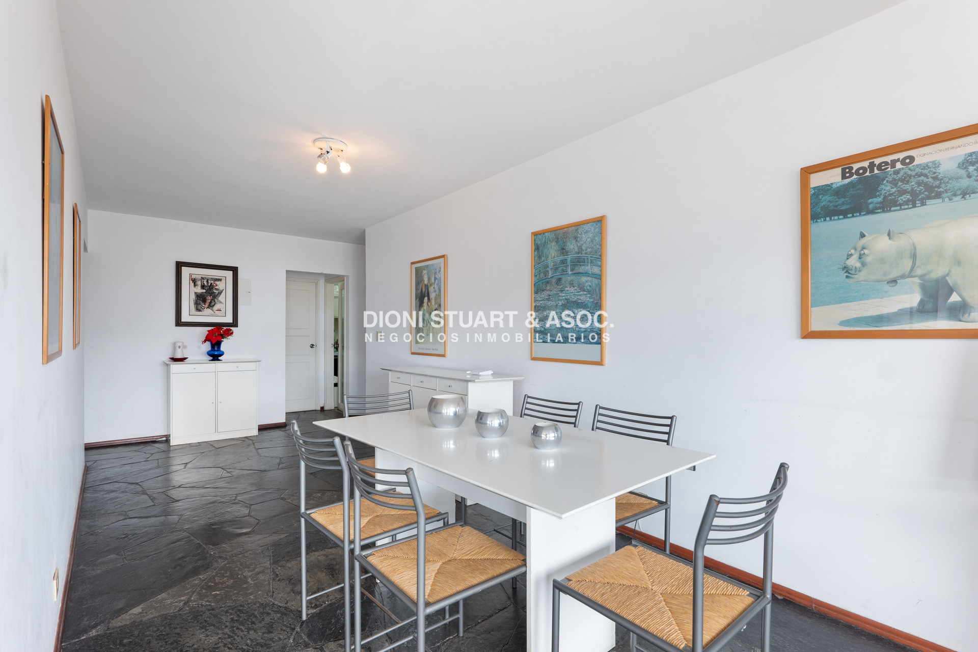 Apartamento ID.681 - Apartamento En Venta - En Gorlero - Peninsula - 2 Dormitorios - Edificio Michelangelo