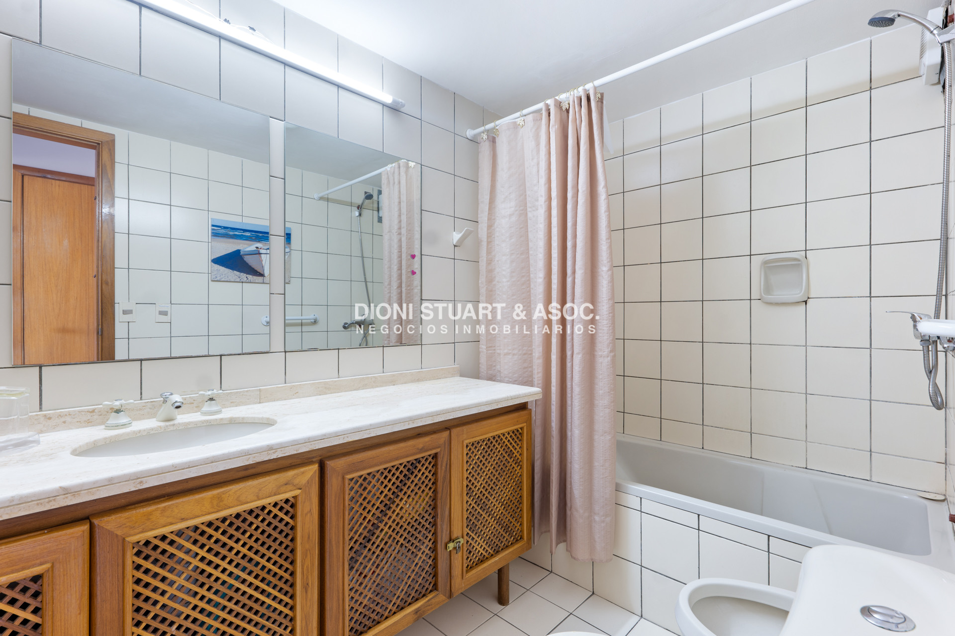 Apartamento ID.657 - OPORTUNIDAD EN VENTA - DEPARTAMENTO DE 2 DORMITORIOS Y 2 BAÑOS - CAP BRETON - CERCA DEL MAR - PLAYA MANSA
