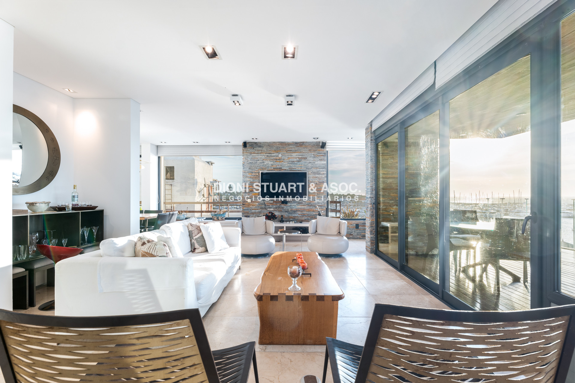 Apartamento ID.905 - LE BLEU - DEPARTAMENTO FRENTE AL PUERTO PENT HOUSE - 3 DORM EN SUITES + DEP.
