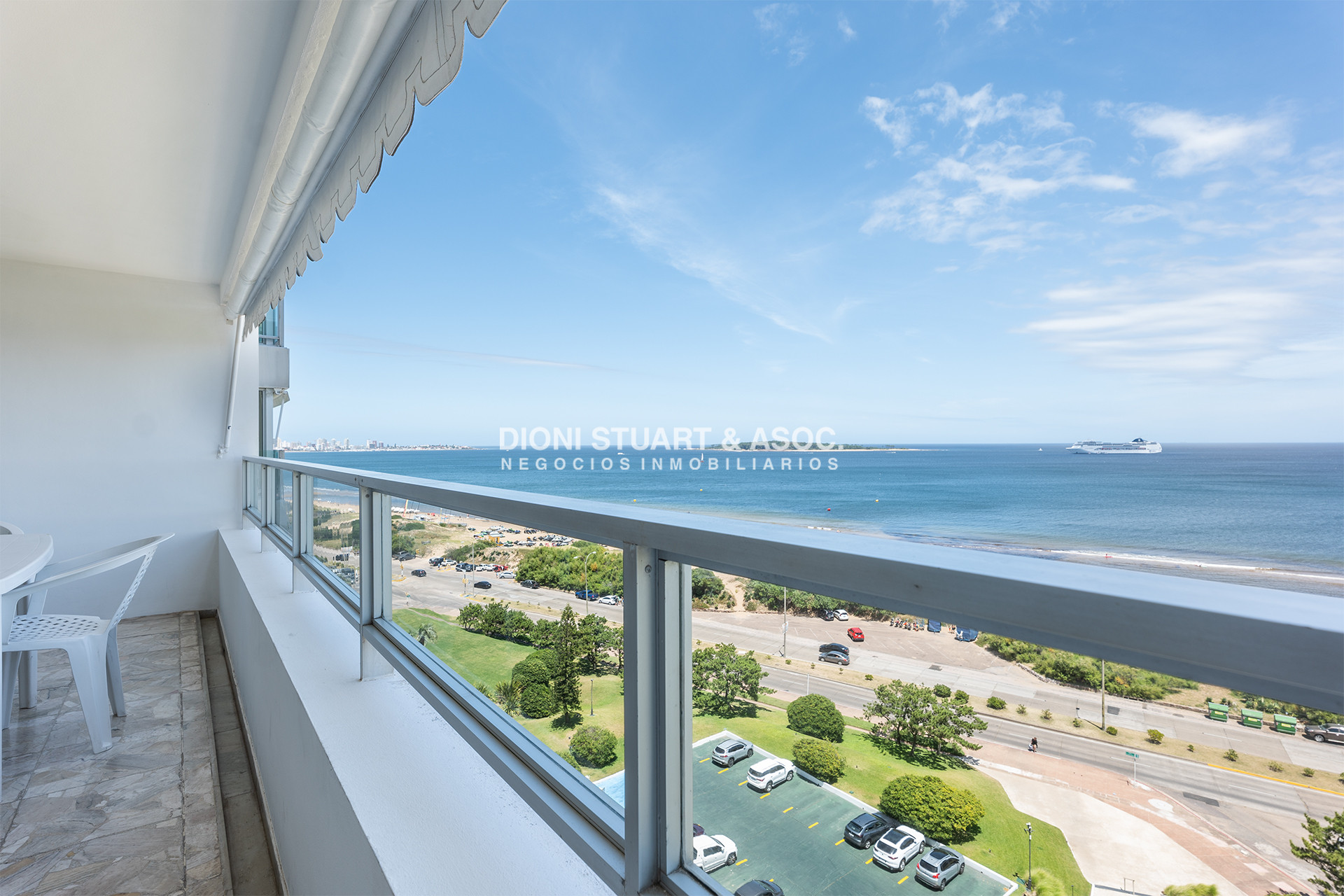 Apartamento ID.380 - APARTAMENTO EN ALQUILER DE VERANO 2 DORMITORIO Y MEDIO FRENTE AL MAR TODOS LOS AMENITIES TORRE WASHINGTON COMPLEJO LINCOLN CENTER
