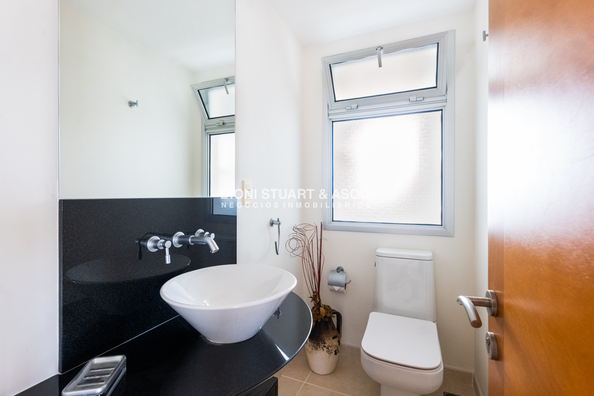 Apartamento ID.790 - Apartamento en Venta - 3 Dormitorios en Suite - Sea & Forest - Playa Mansa