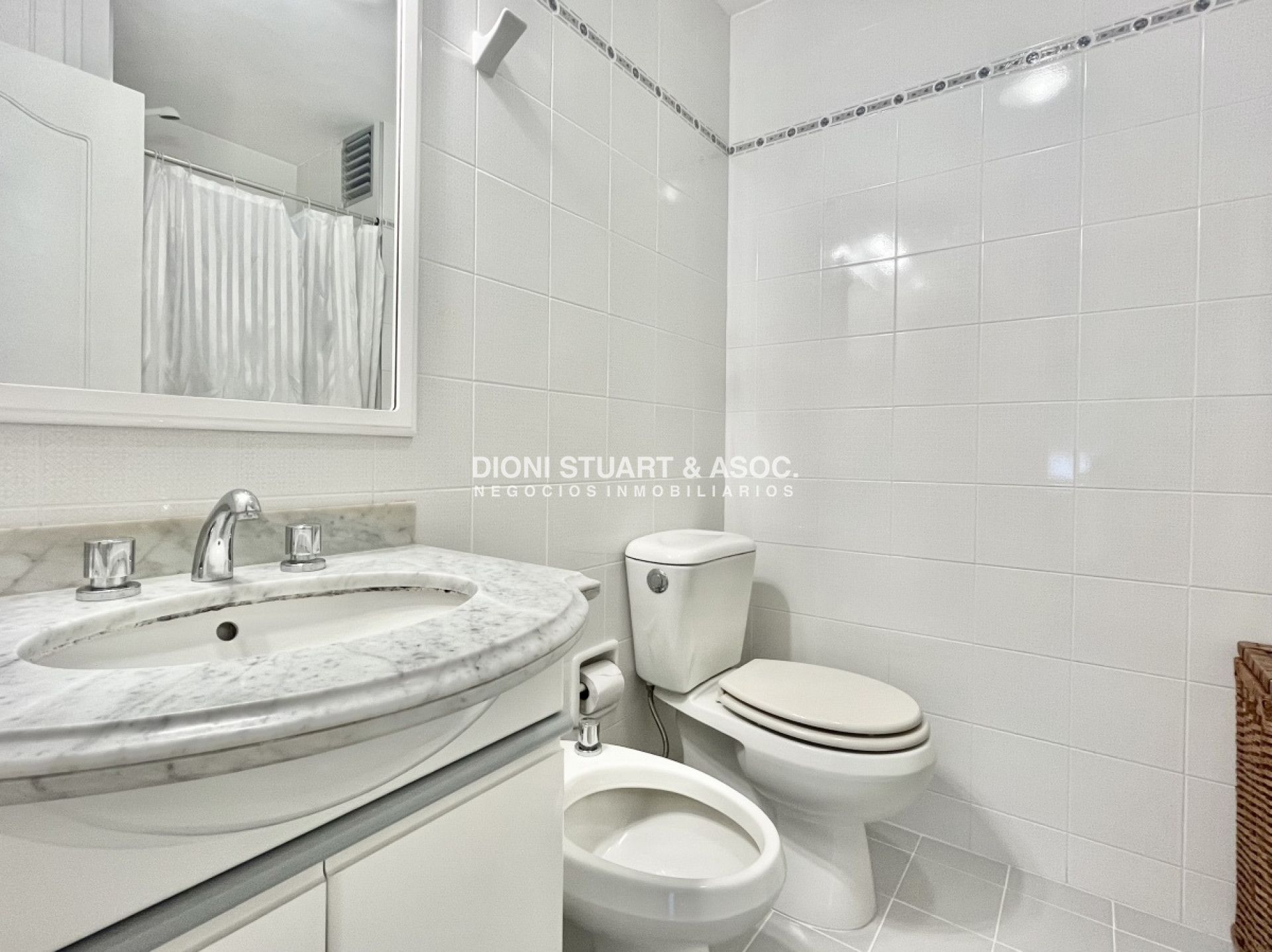 Apartamento ID.414 - Alquiler Invernal o Temporada - Año 2025 - 2 Dormitorios Frente al Mar - Todos los Amenities - Complejo Lincoln Center