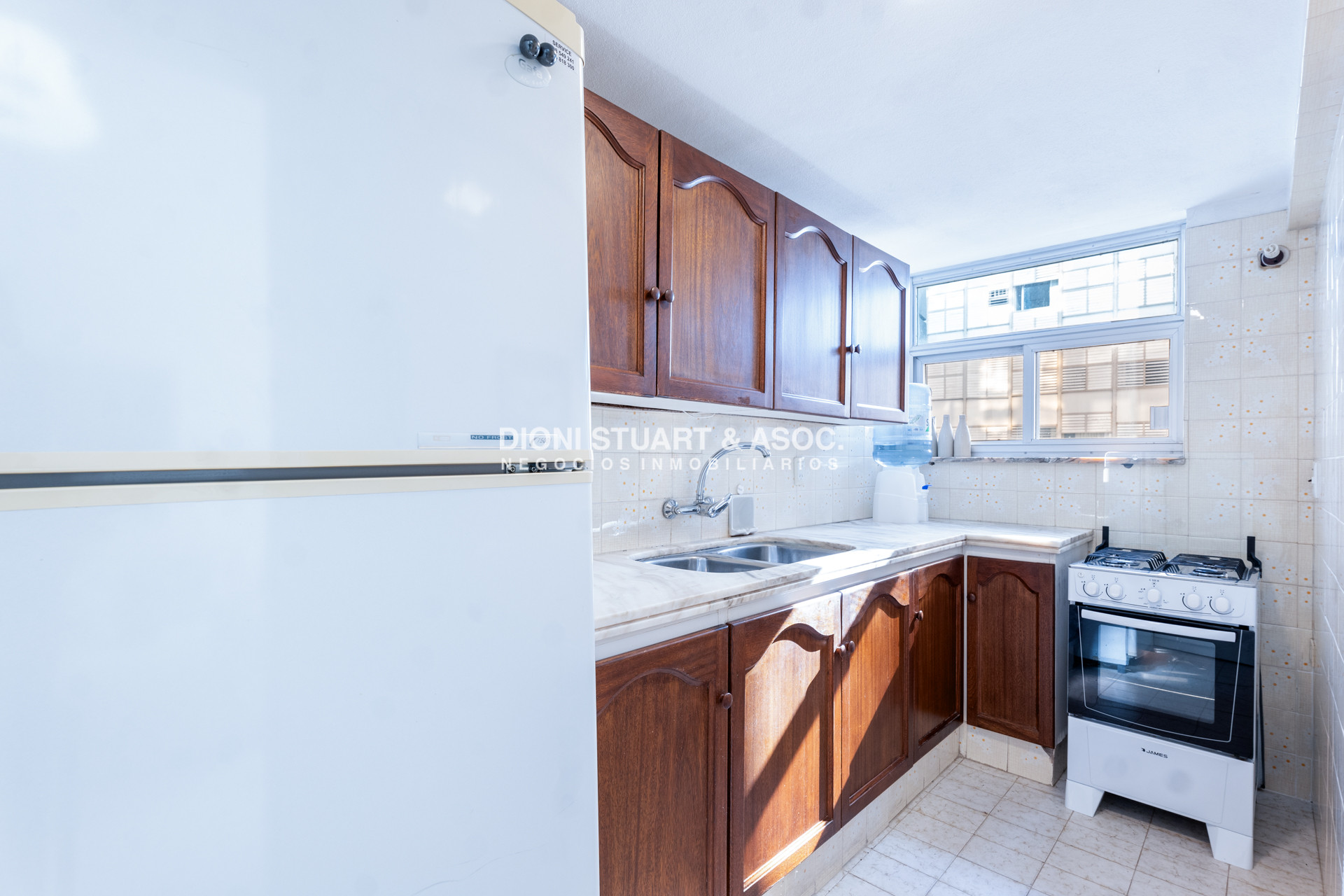 Apartamento ID.1053 - VENTA APARTAMENTO 2 DORMITORIOS PUNTA DEL ESTE - EDIFICIO VAN GOGH - GORLERO
