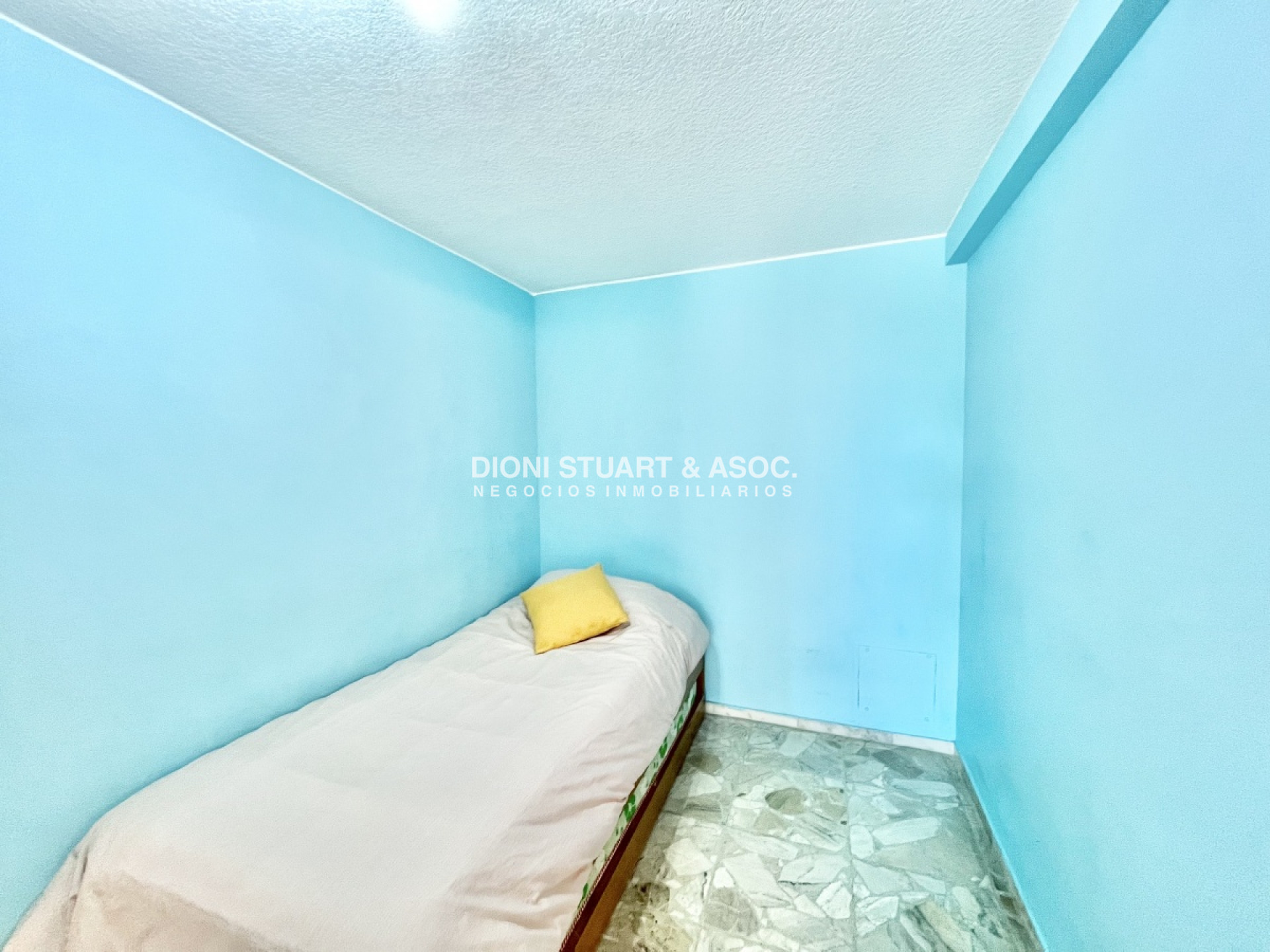 Apartamento ID.121 - OPORTUNIDAD EN VENTA - FRENTE AL MAR -  2 DORM Y MEDIO - COMPLEJO LINCOLN CENTER - TORRE WASHINGTON
