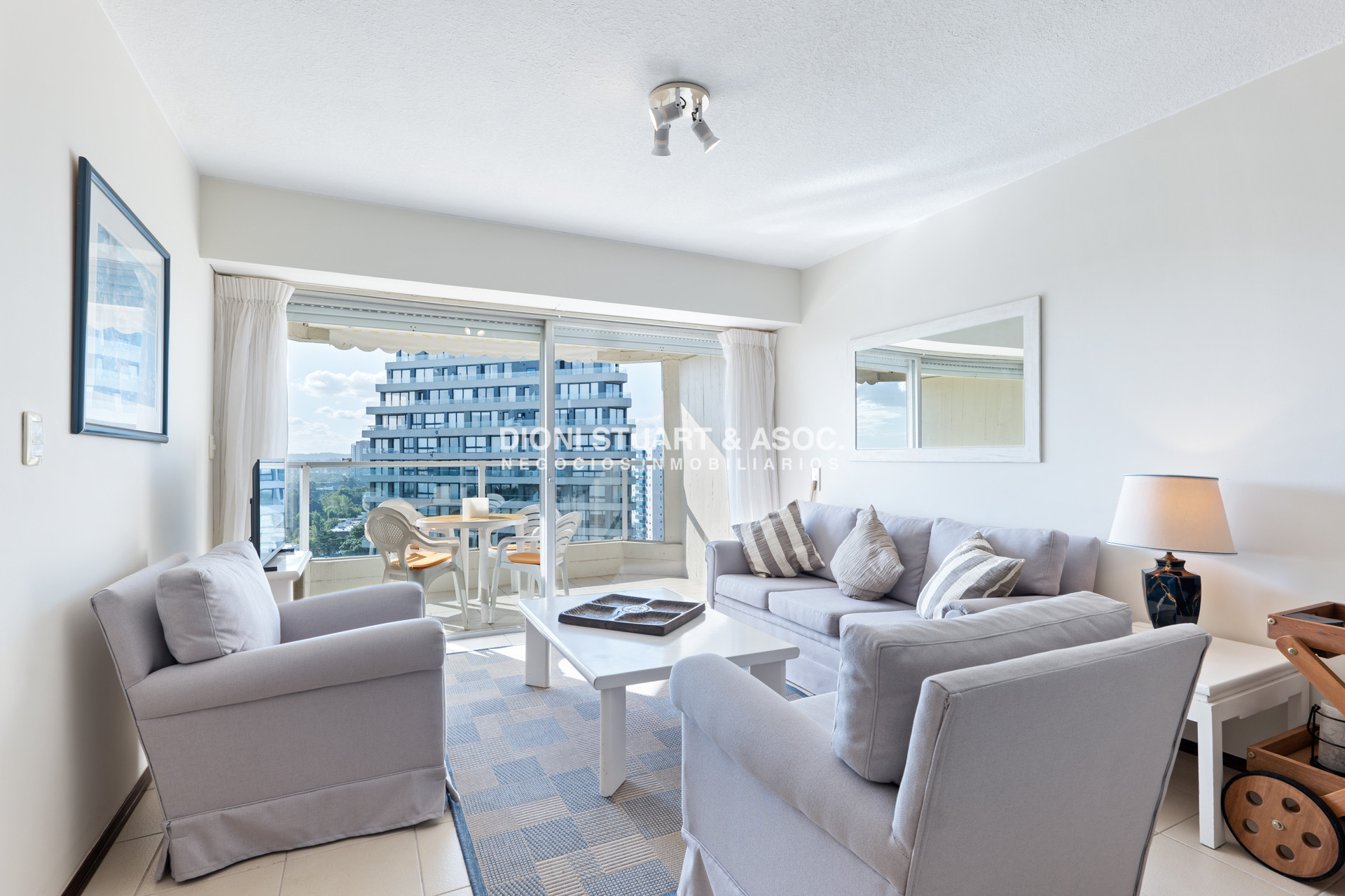 Apartamento ID.636 - Oportunidad - Apartamento en Roosevelt - 2 Dormitorios - Vista al Mar - Orientación Sol - Parquemar Roosevelt