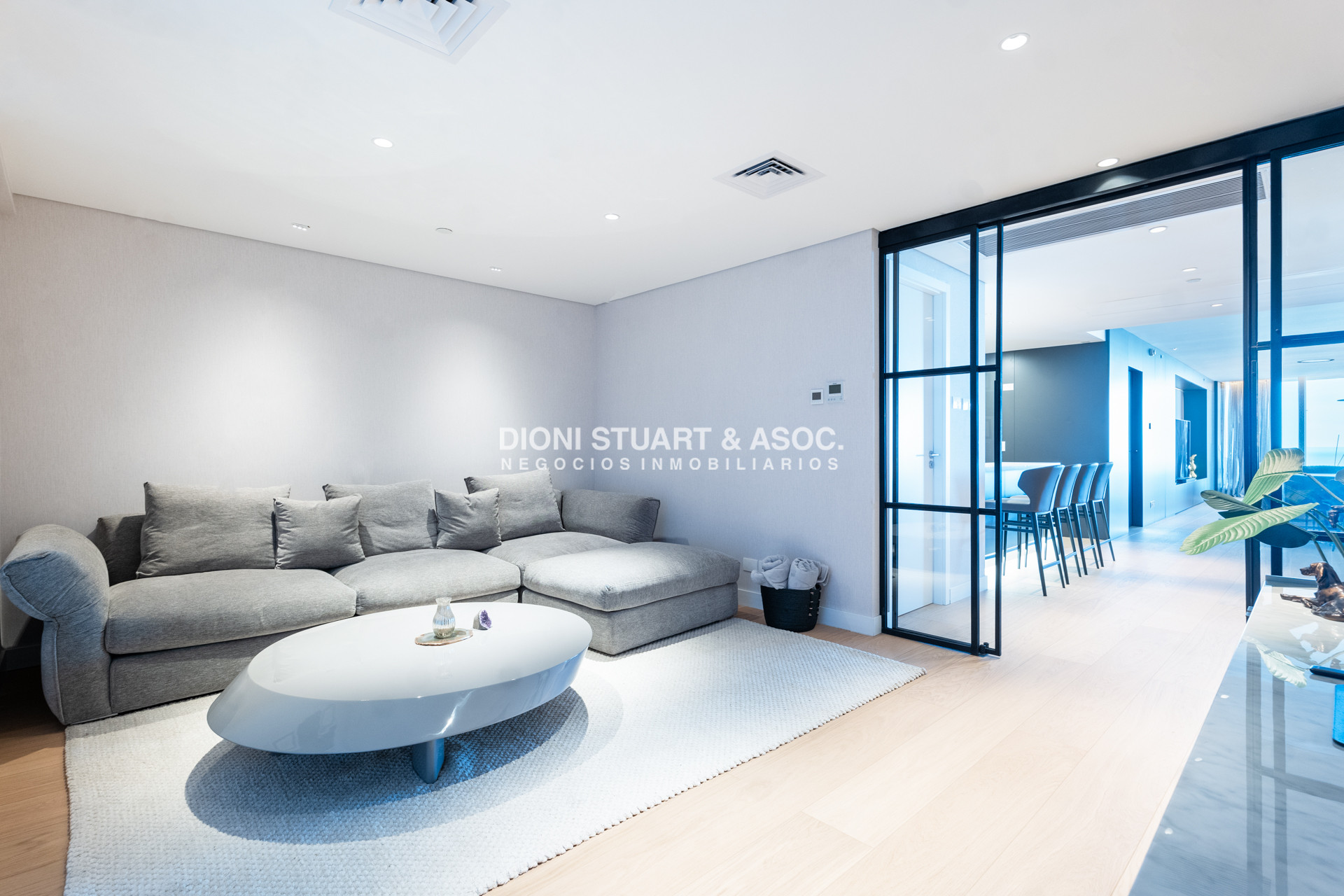 Apartamento ID.1121 - TRUMP UNIFICADO - 4 SUITES + DEPENDENCIA