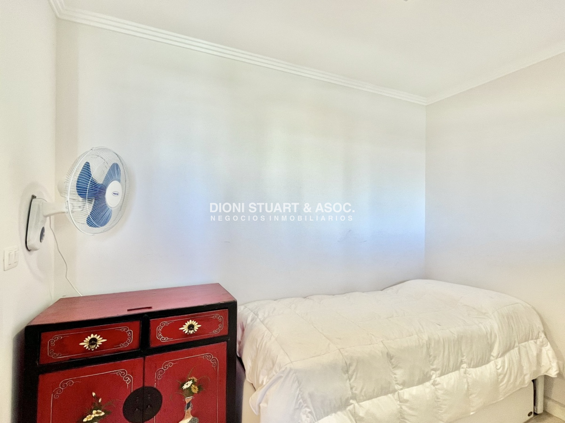 Apartamento ID.274 - Apartamento en Venta Torre Lobos - Primera Linea Playa Brava - 3 Dormitorios en Suite + Dependencia