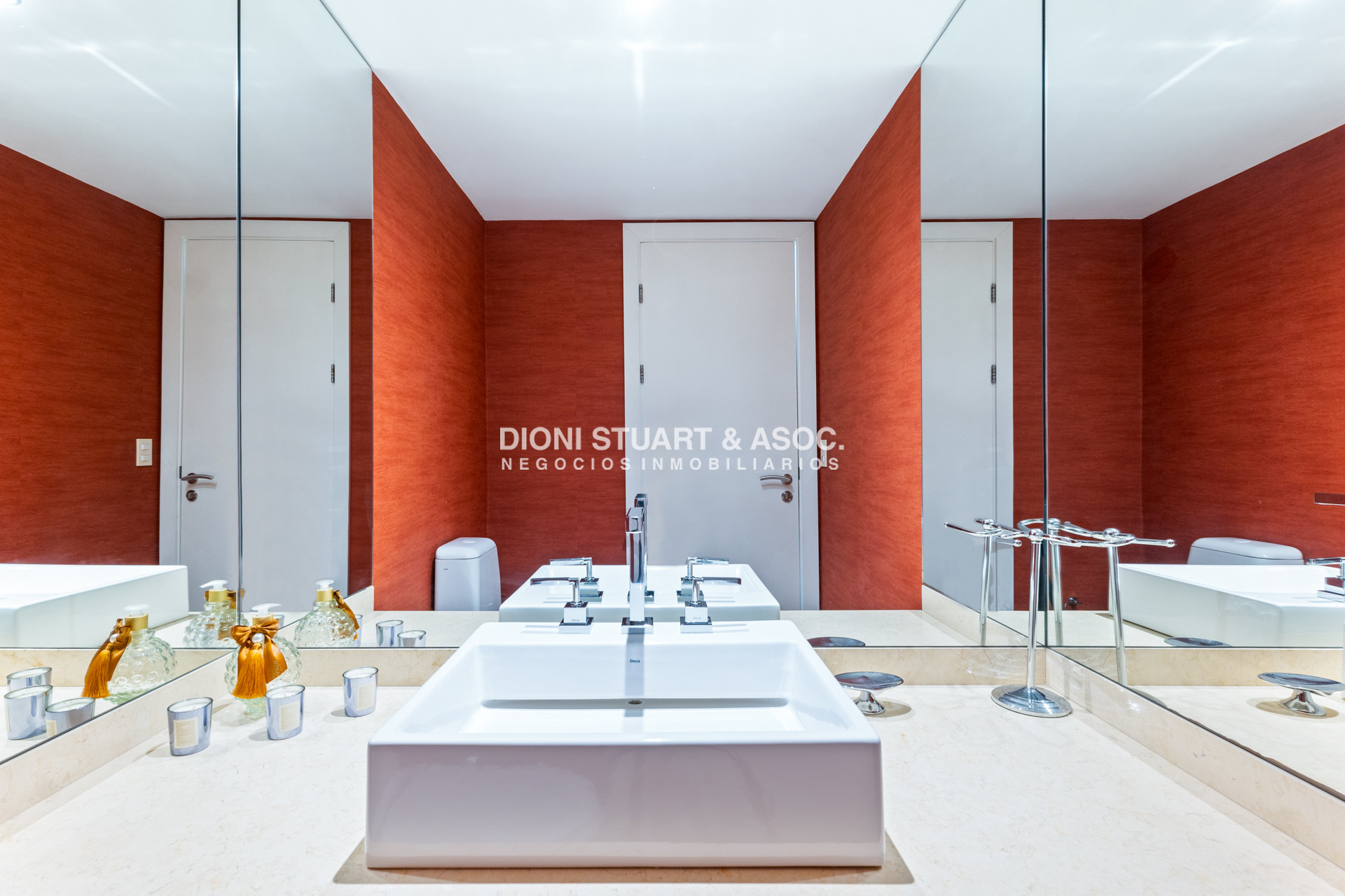 Apartamento ID.815 - Aquarela Esquinero En Venta - 3 Suites + dep - La mejor orientación