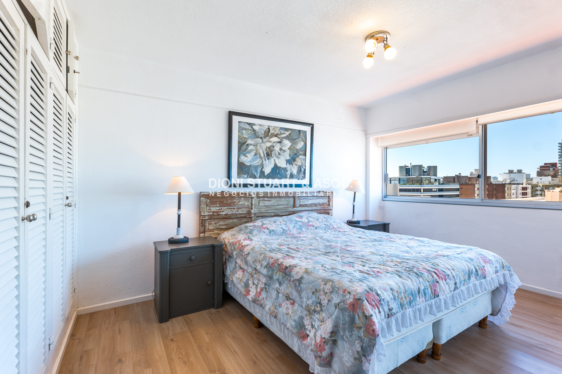 Apartamento ID.753 - Torre Plaza - 2 Dormitorios Reciclado - Peninsula