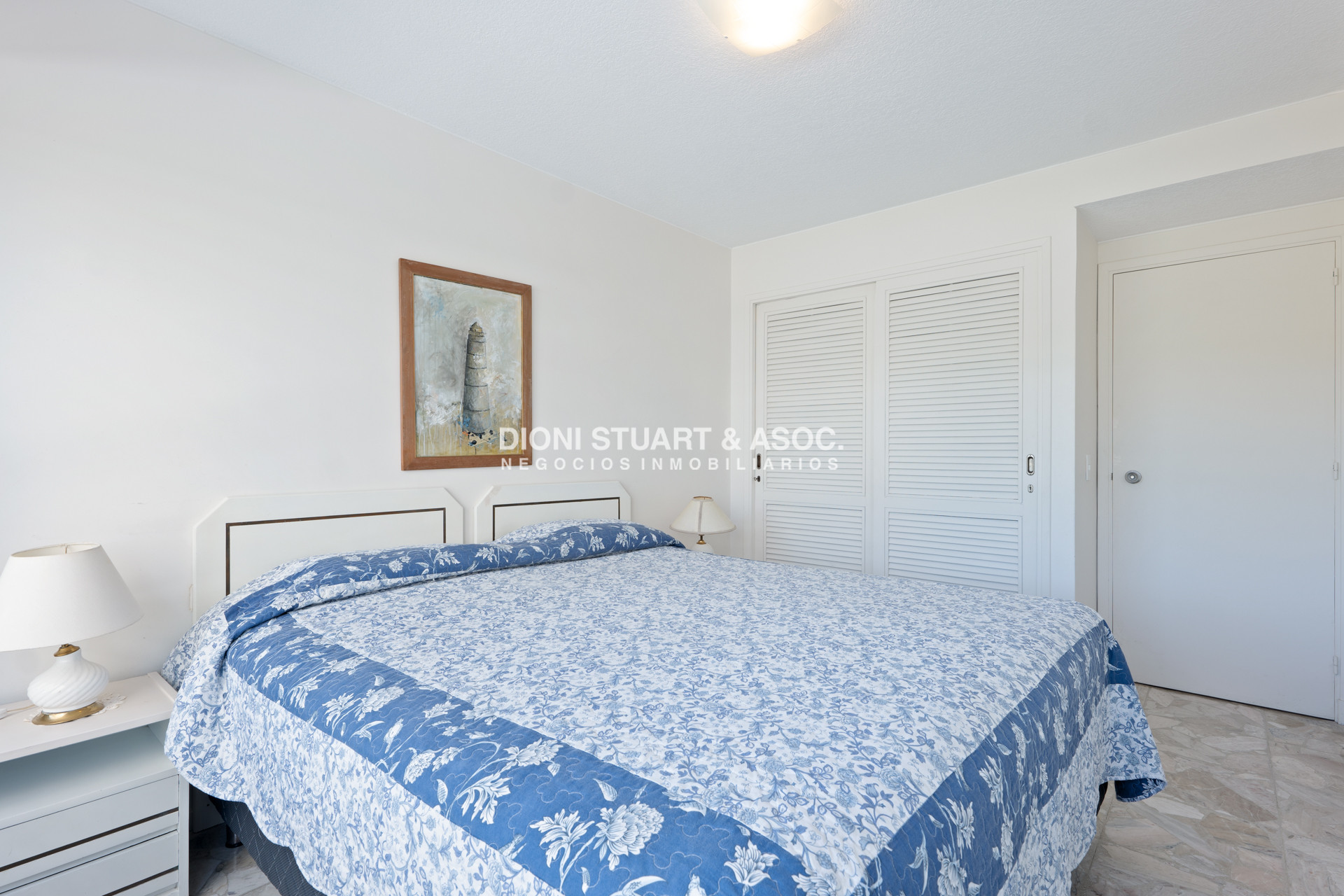 Apartamento ID.407 - Oportunidad - Apartamento en Venta - Primera Linea Mansa - 2 Dormitorios y Medio - Reciclado - Complejo Lincoln Center