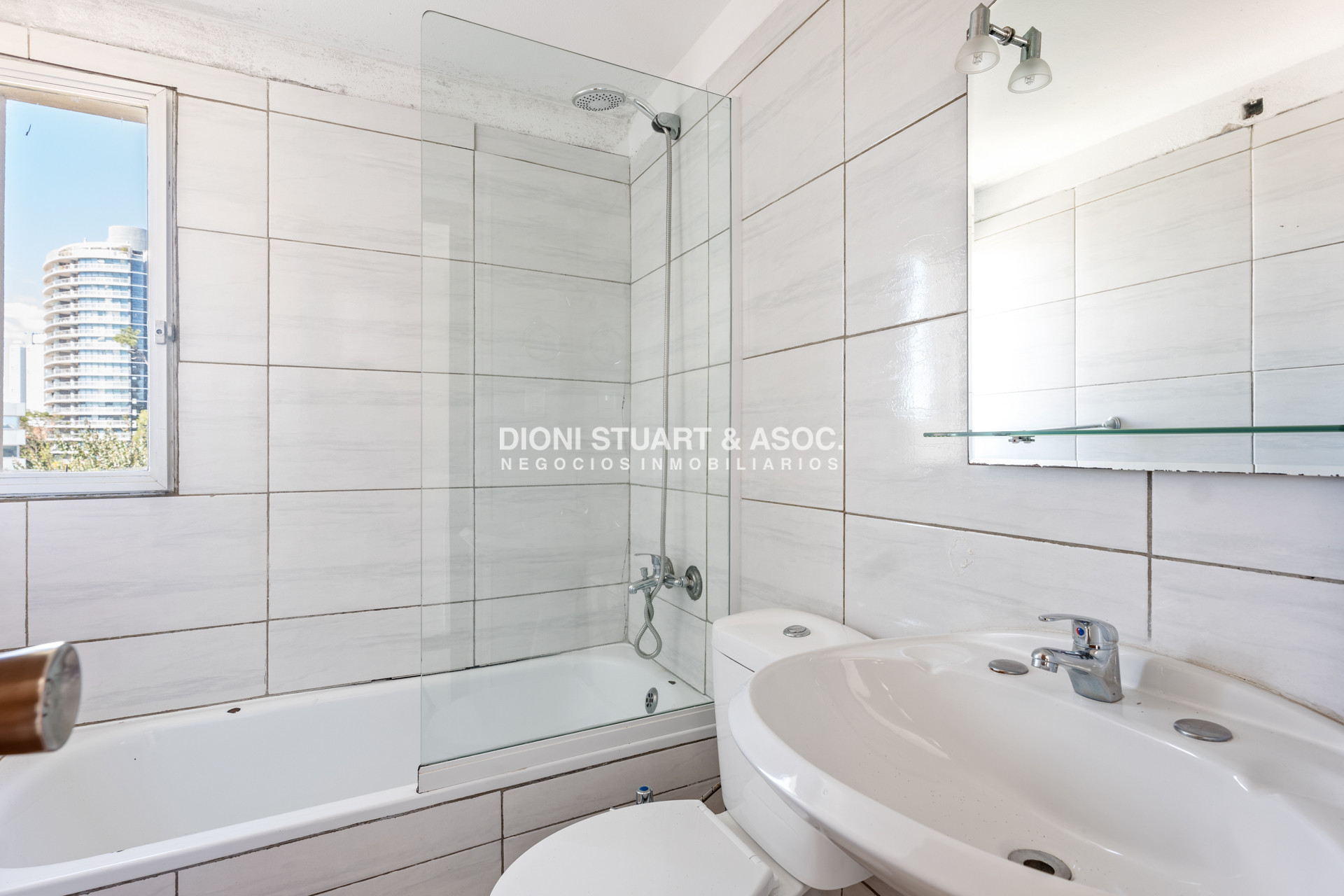 Apartamento ID.664 - Apartamento en Roosevelt - 3 Dormitorios y 3 Baños - Edificio Dormar - Punta del Este