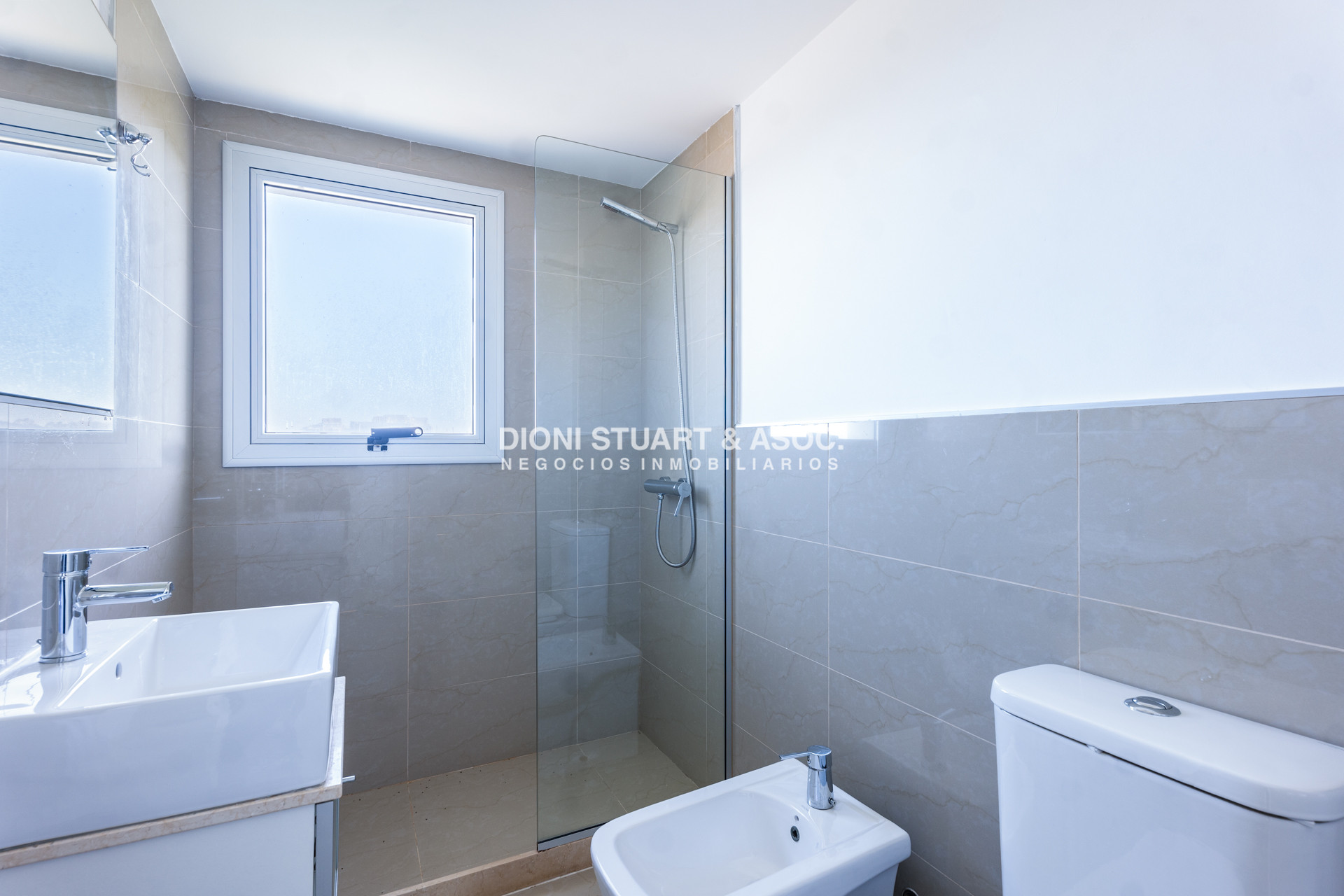 Apartamento ID.991 - PENT HOUSE CON BARBACOA EN VENTA - PLAYA BRAVA - 3 DORMITORIOS EN SUITE EDIFICIO BLUE MARINE
