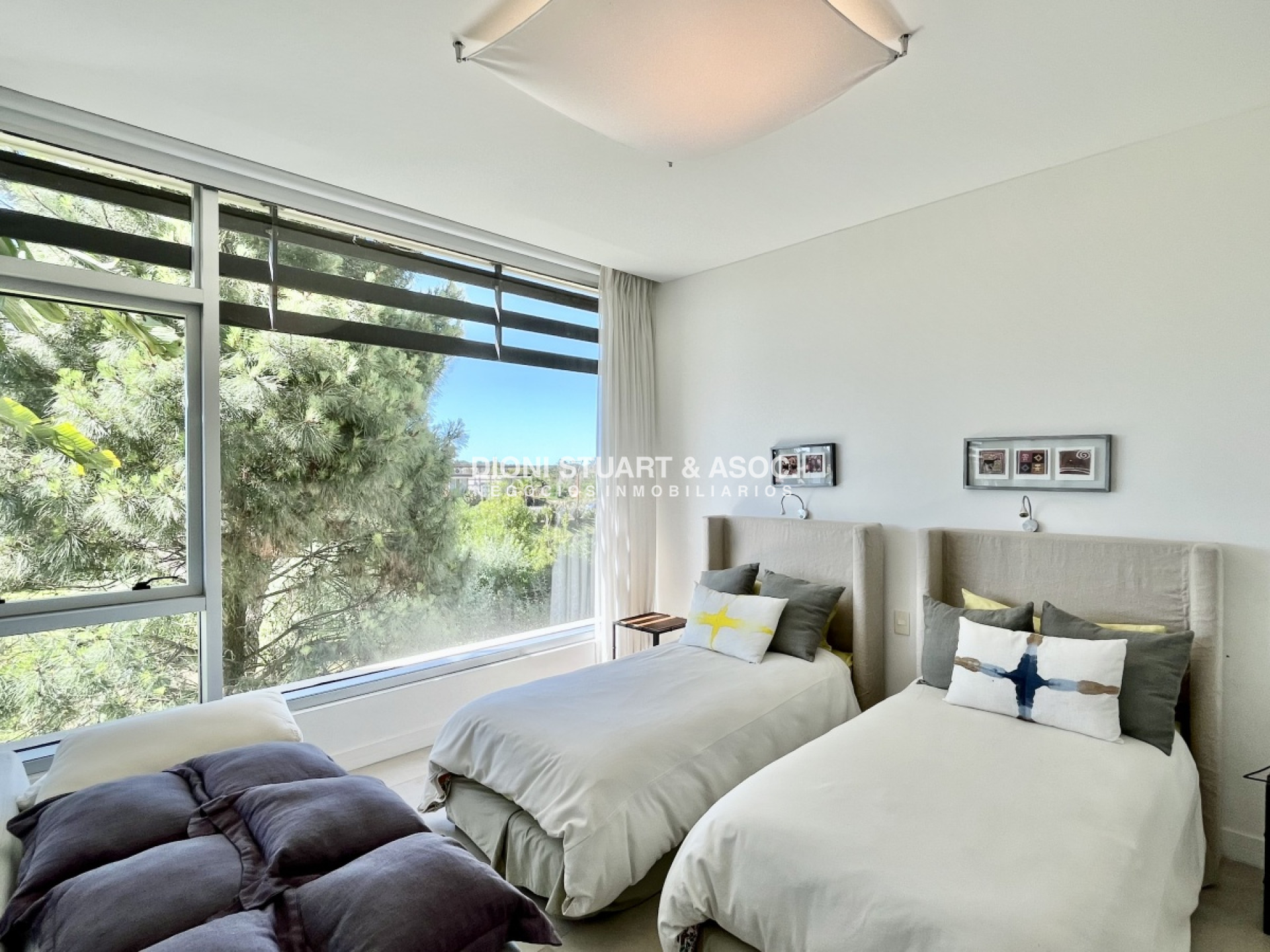 Apartamento ID.364 - Edificio Espacio Punta del Este - En Venta - 3 Dormitorios en Suite + Servicio