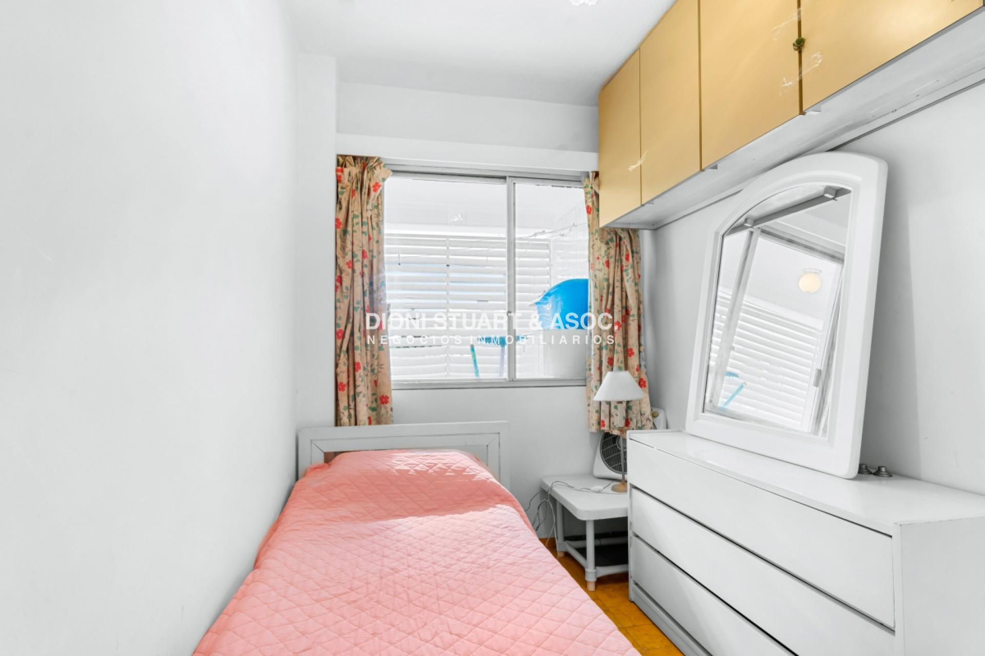 Apartamento ID.501 - APARTAMENTO EN VENTA FRENTE AL MAR 3 DORMITORIOS + DEPENDENCIA COMPLEJO LINCOLN CENTER TORRE JEFFERSON PLAYA MANSA
