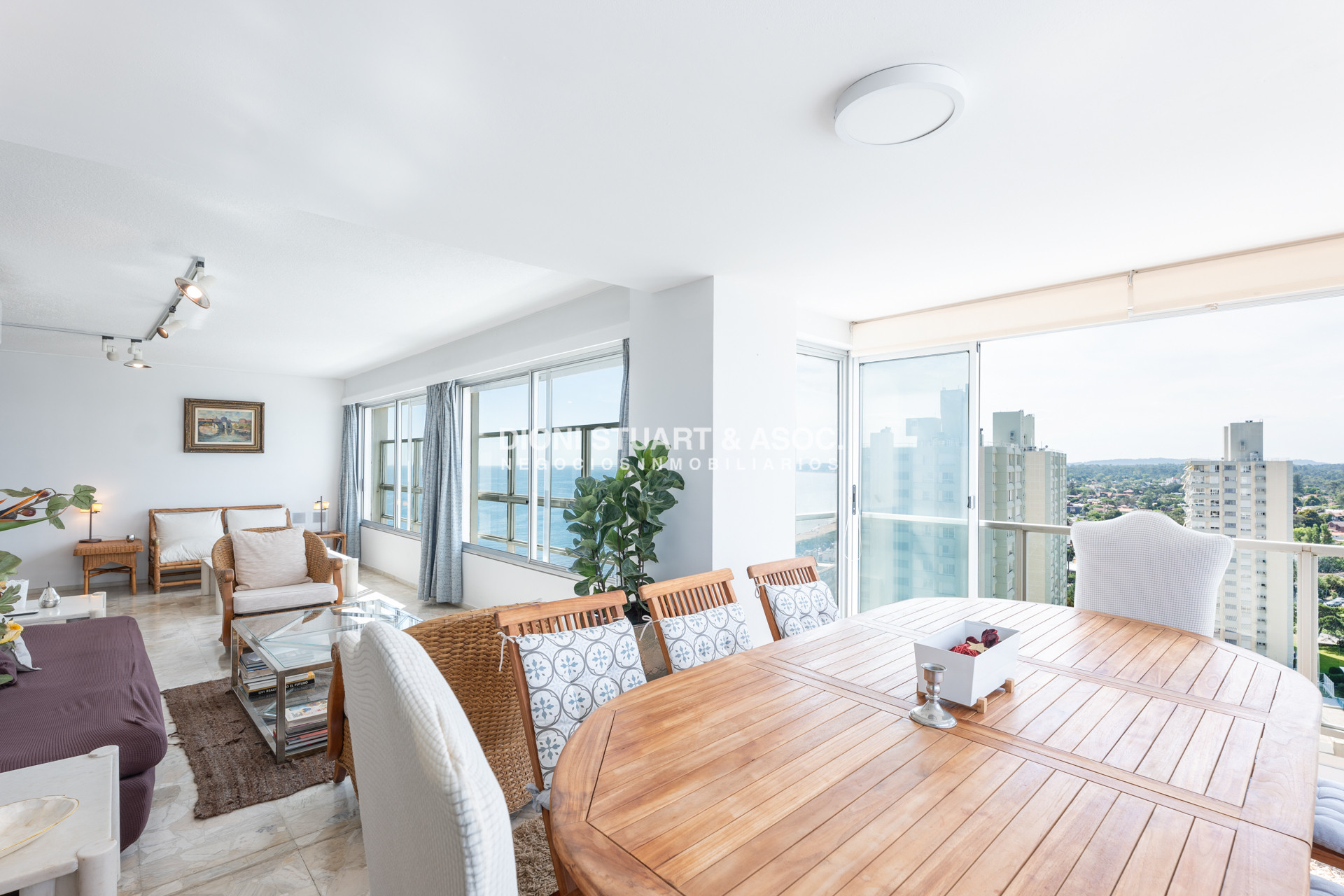 Apartamento ID.479 - ALQUILER ANUAL PENT HOUSE DUPLEX CON PARRILLERO 4 DORMITORIOS TORRE WASHINGTON - COMPLEJO LINCOLN CENTER