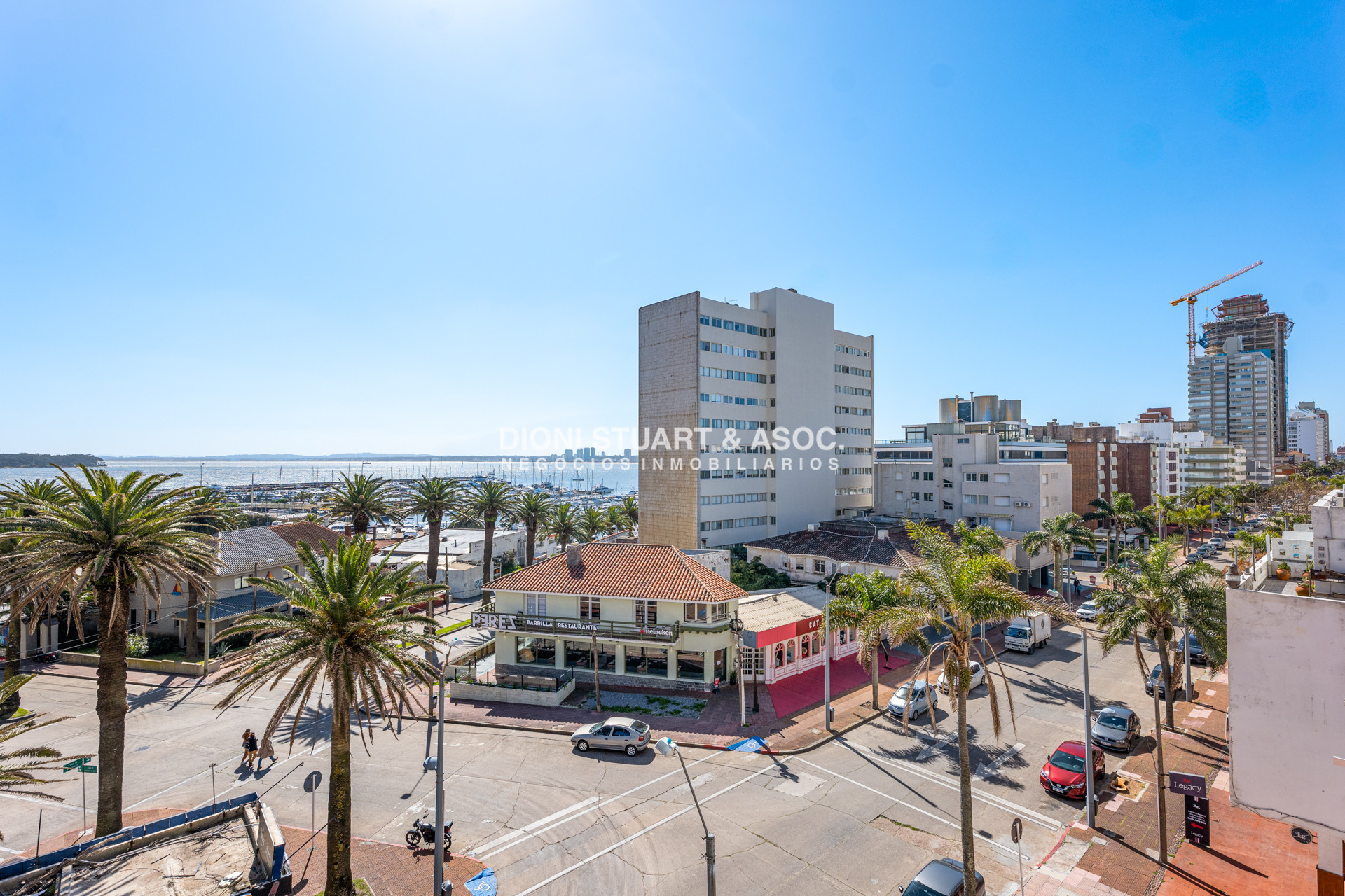 Apartamento ID.752 - Apartamento Reciclado - 3 Dormitorios - Torre Plaza - Peninsula