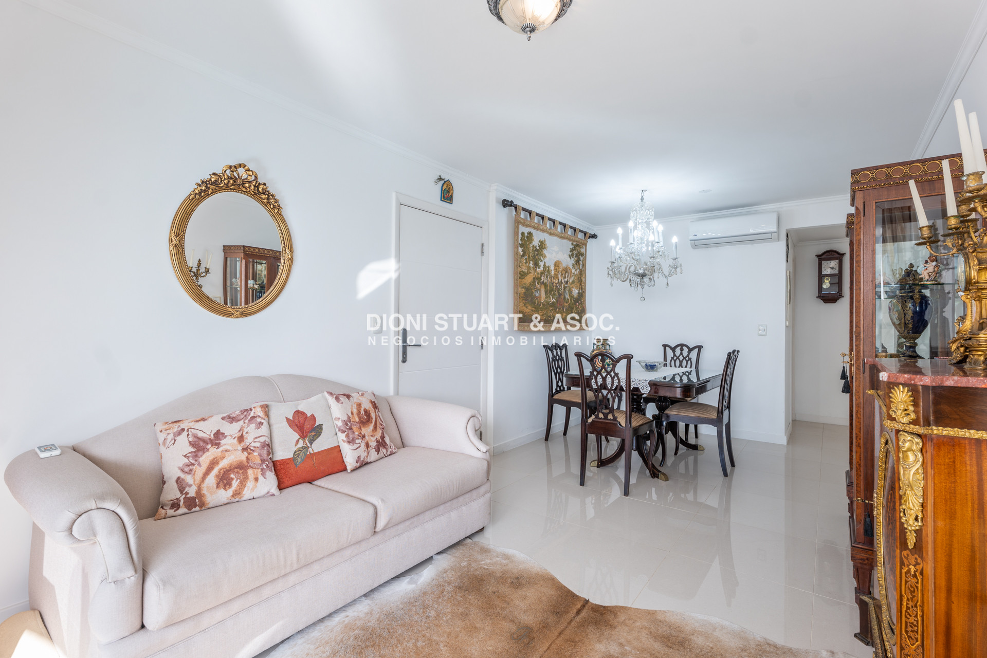 Apartamento ID.662 - CASINO TOWER - EN VENTA - 2 DORM - TIPOLOGÍA 05
