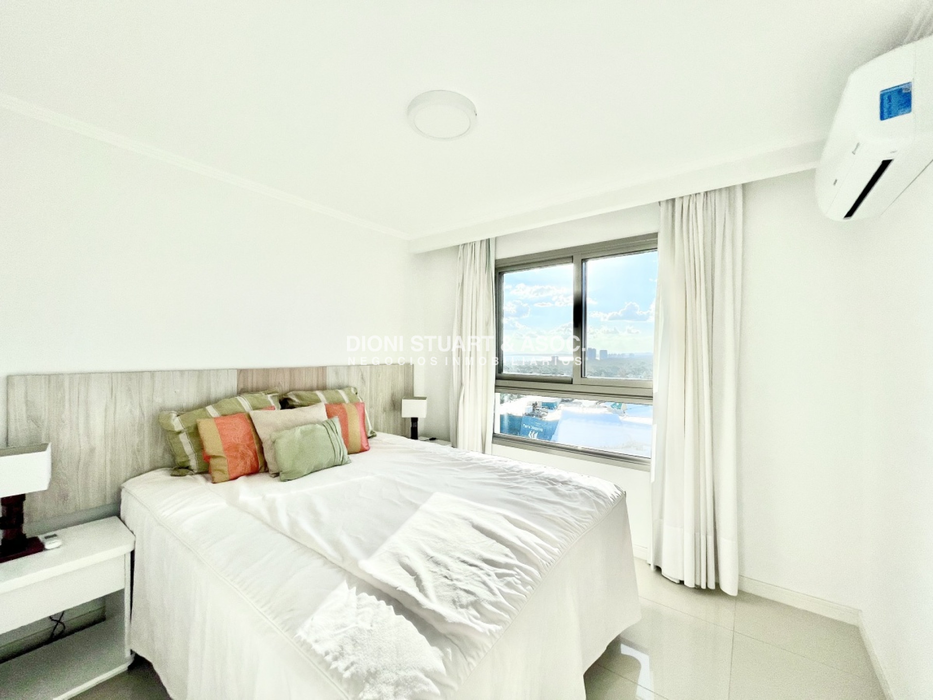 Apartamento ID.220 - OPORTUNIDAD DEPARTAMENTO EN VENTA EN PLACE LAFAYETTE - 1 DORMITORIO - PISO ALTO - LA MEJOR ORIENTACION